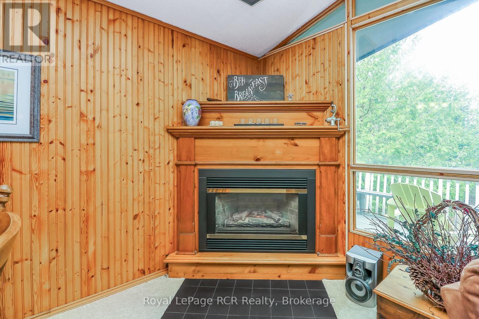 












112 CAMERON STREET

,
Blue Mountains,




Ontario
N0H2P0

