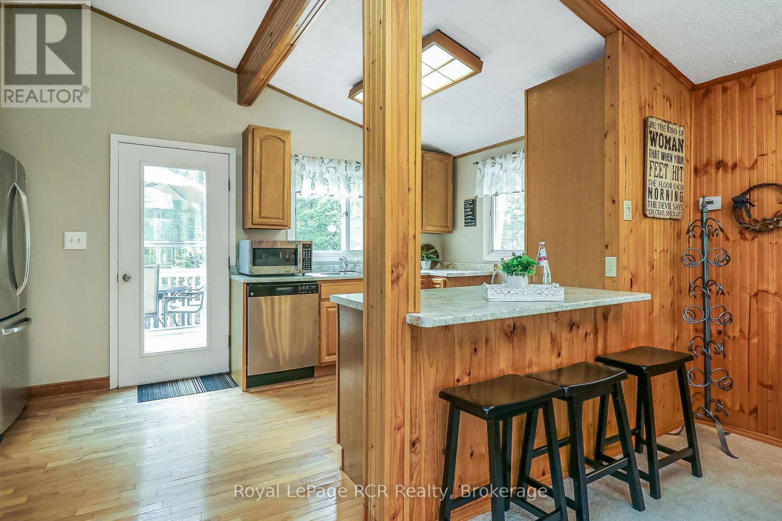 












112 CAMERON STREET

,
Blue Mountains,




Ontario
N0H2P0

