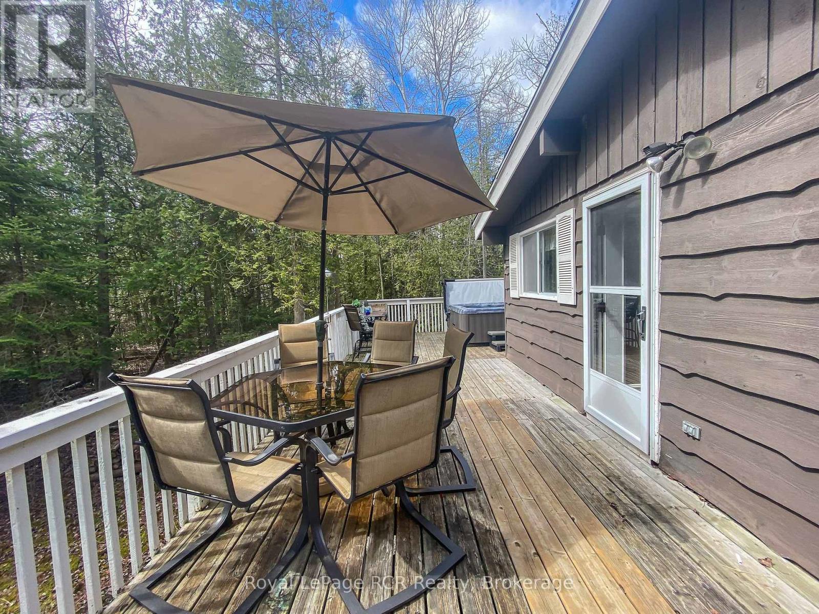 












112 CAMERON STREET

,
Blue Mountains,




Ontario
N0H2P0

