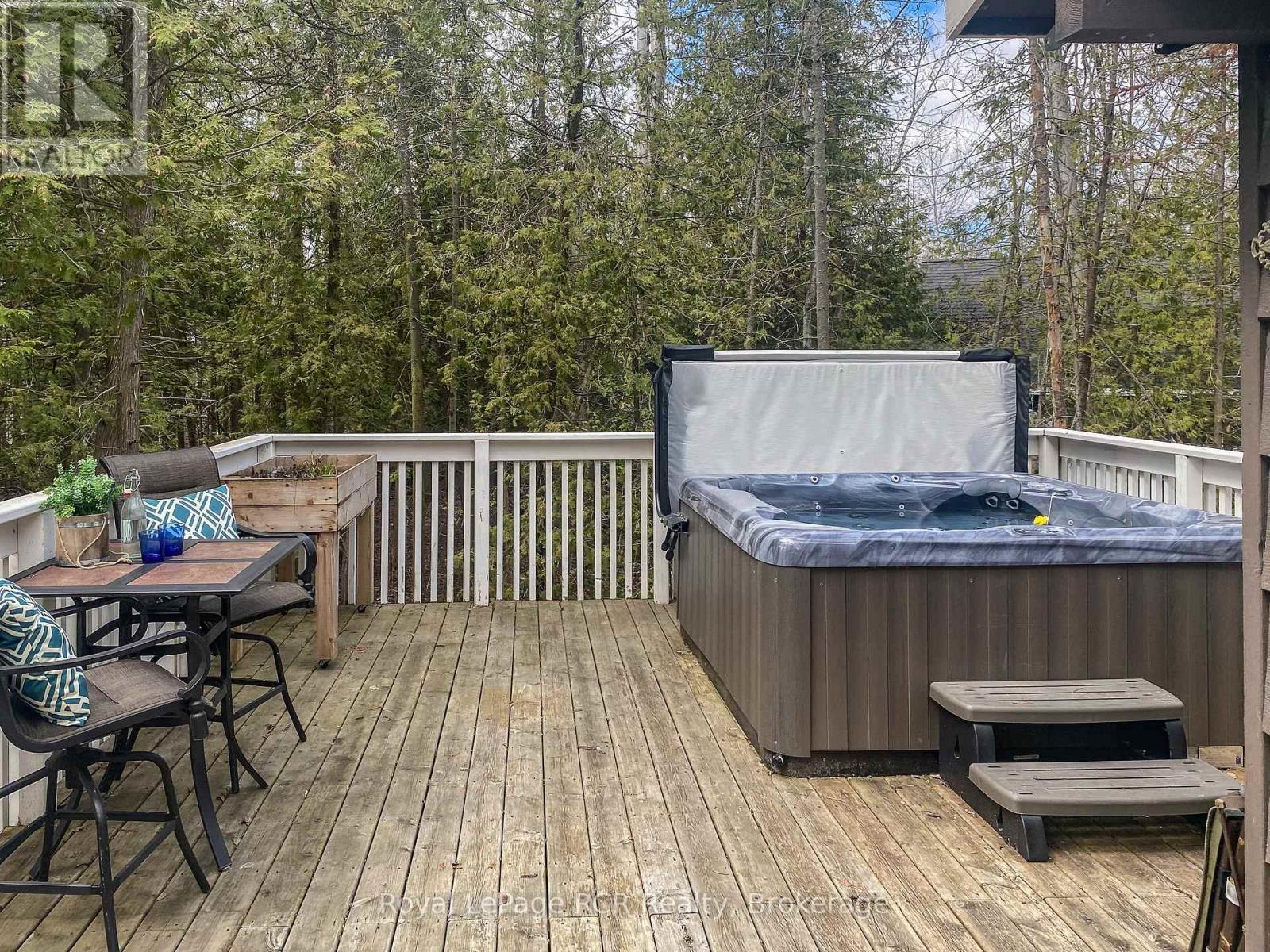 












112 CAMERON STREET

,
Blue Mountains,




Ontario
N0H2P0

