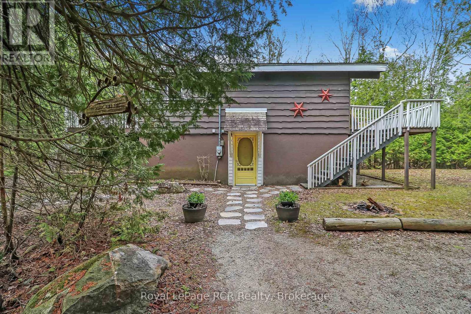












112 CAMERON STREET

,
Blue Mountains,




Ontario
N0H2P0

