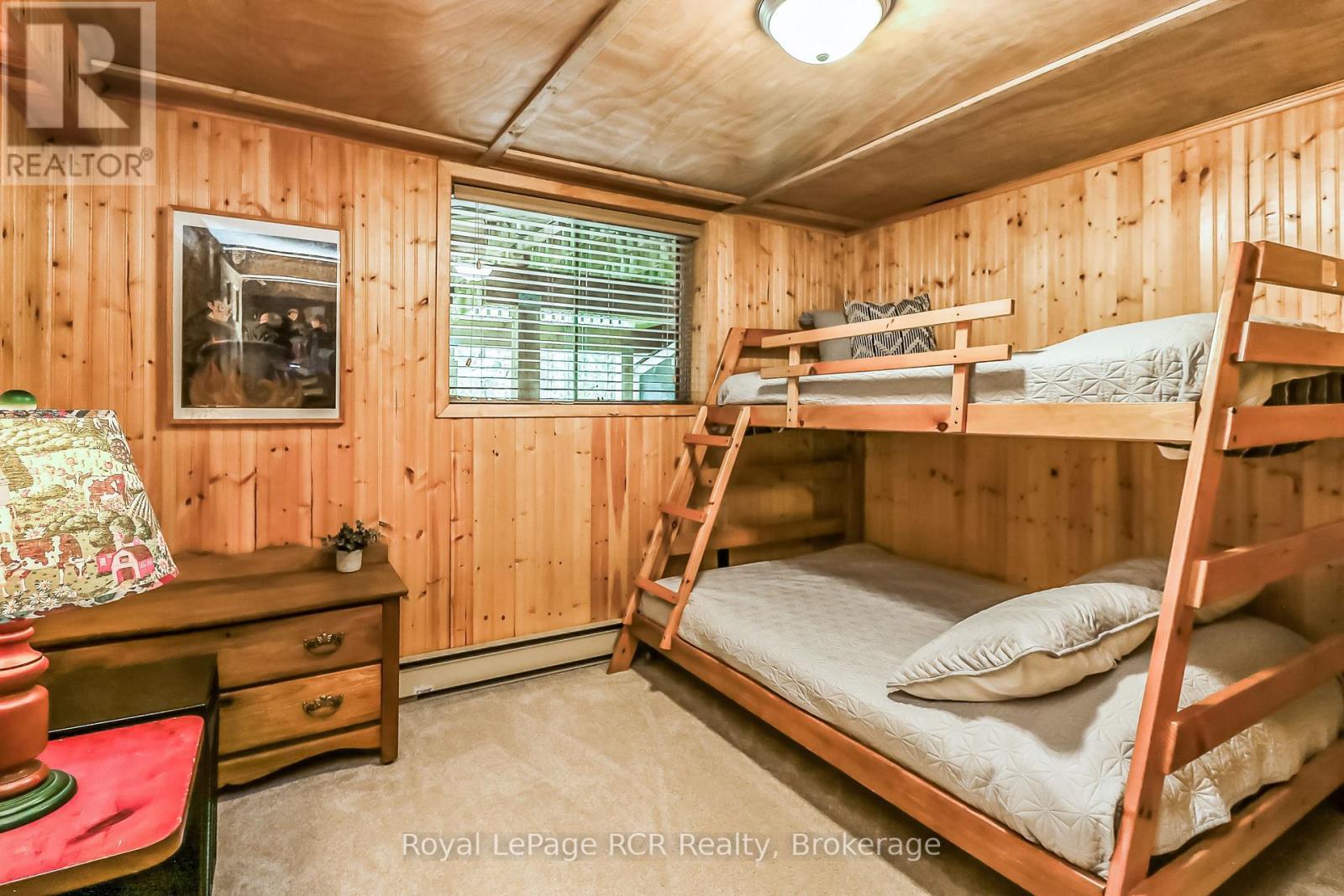 












112 CAMERON STREET

,
Blue Mountains,




Ontario
N0H2P0

