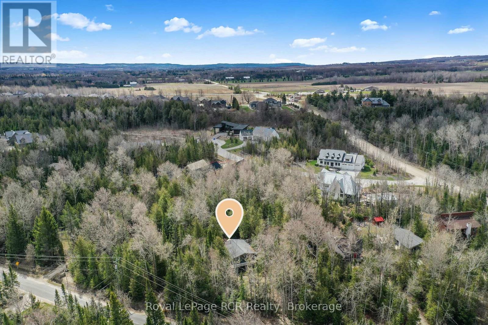 












112 CAMERON STREET

,
Blue Mountains,




Ontario
N0H2P0

