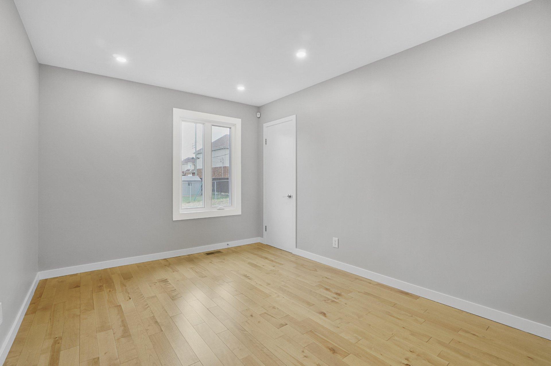 









17160


Boul. Gouin O.

,
Montréal (Pierrefonds-Roxboro),




QC
H9J1A3


