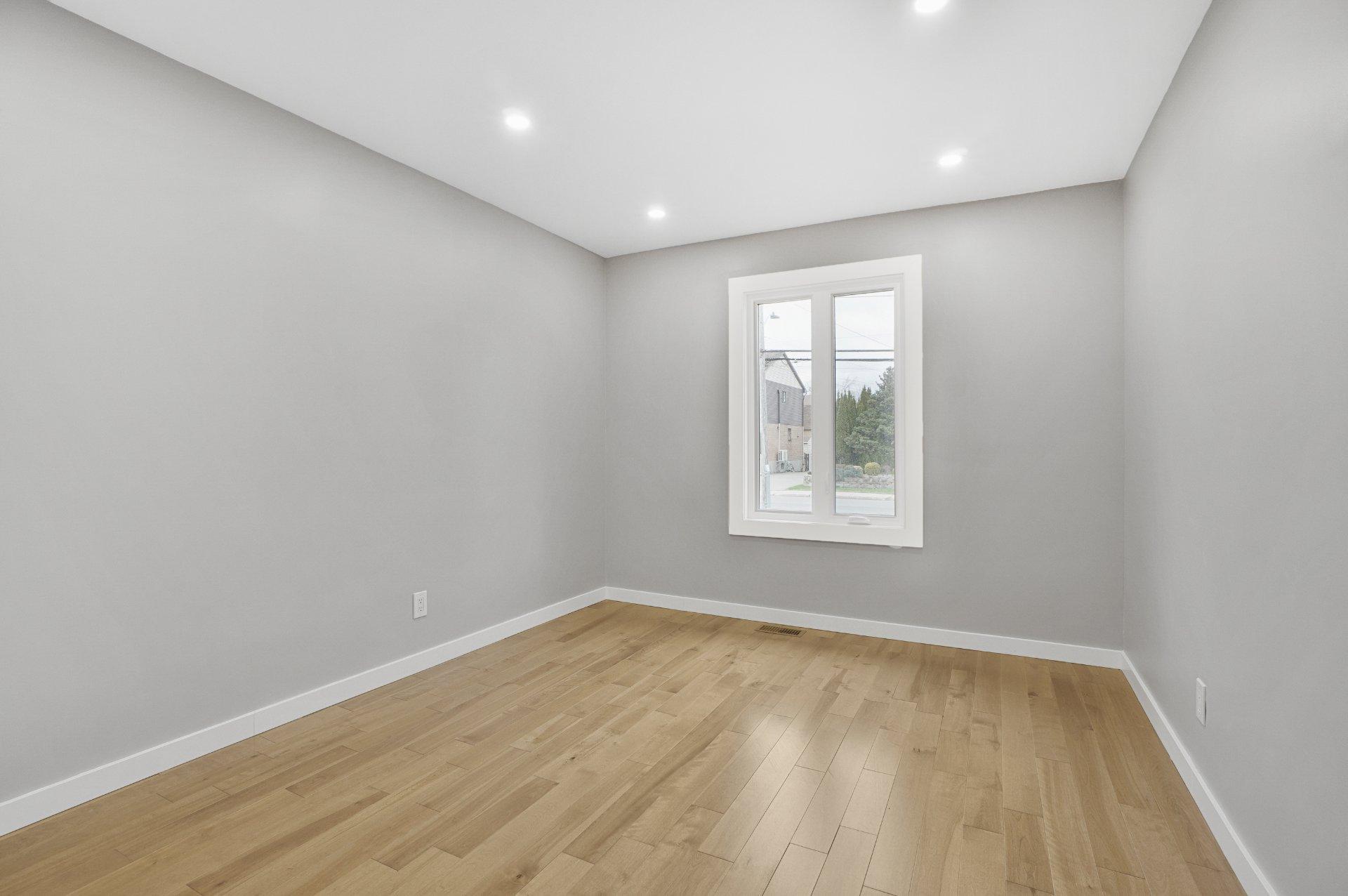 









17160


Boul. Gouin O.

,
Montréal (Pierrefonds-Roxboro),




QC
H9J1A3

