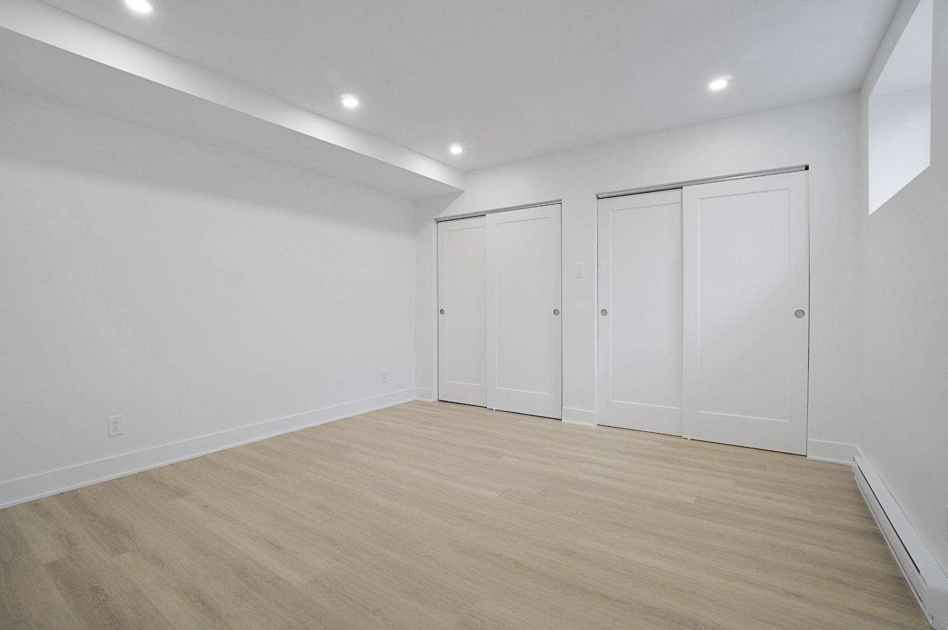 









17160


Boul. Gouin O.

,
Montréal (Pierrefonds-Roxboro),




QC
H9J1A3

