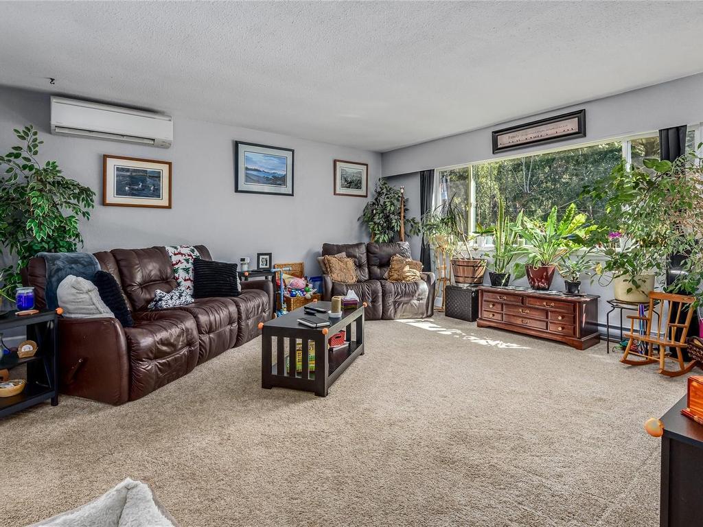 









4696


Gail

Cres,
Courtenay,




BC
V9N 5Y3


