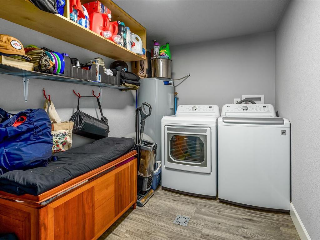 









4696


Gail

Cres,
Courtenay,




BC
V9N 5Y3

