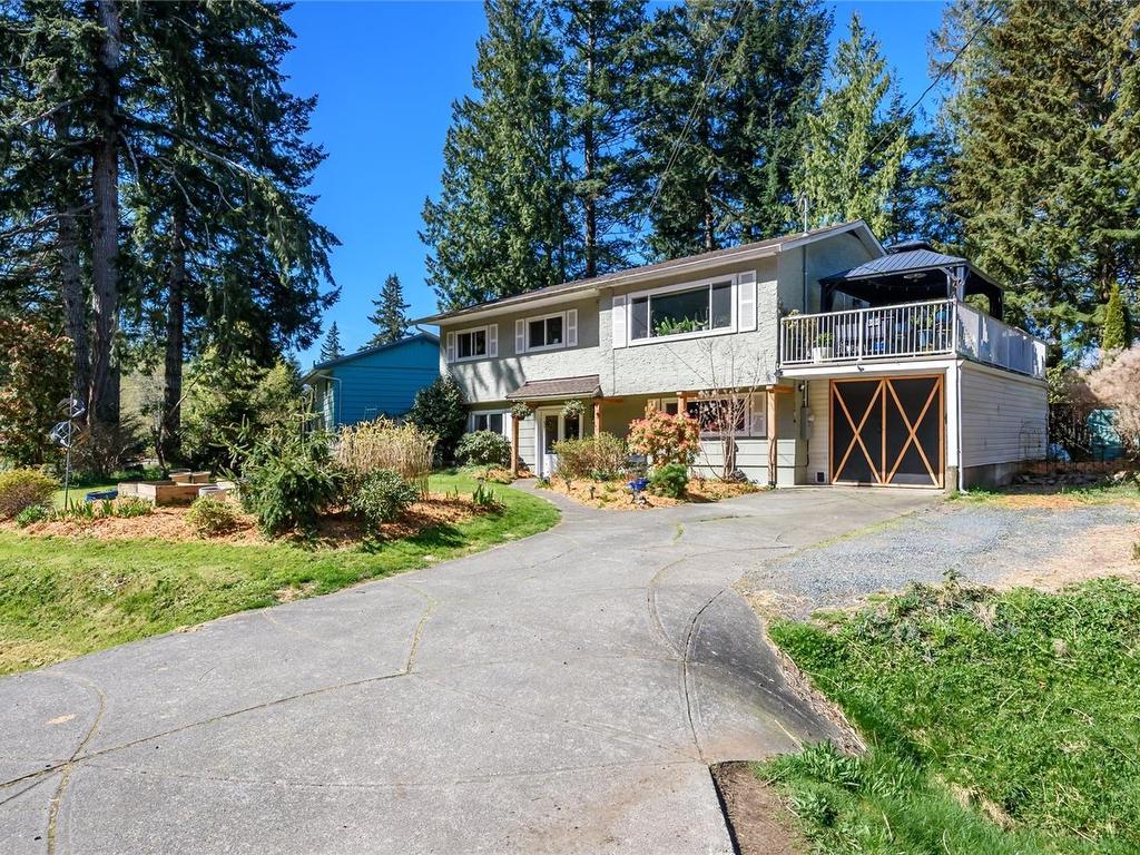 









4696


Gail

Cres,
Courtenay,




BC
V9N 5Y3

