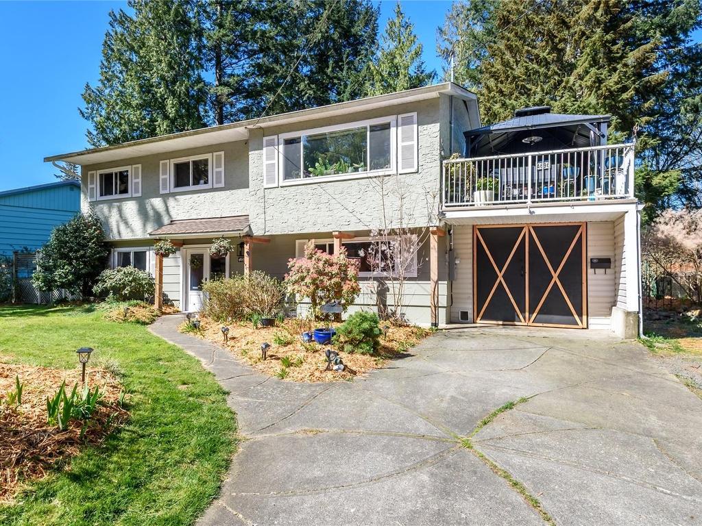 









4696


Gail

Cres,
Courtenay,




BC
V9N 5Y3


