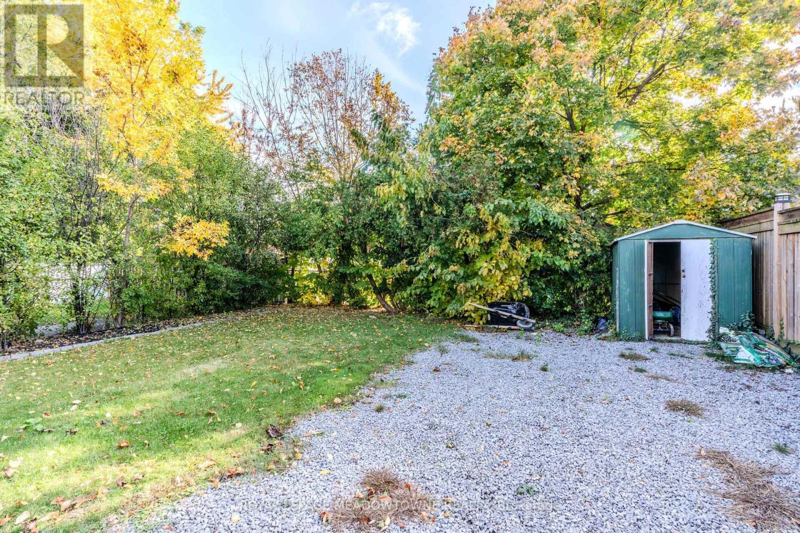 












319 EAST 16TH STREET

,
Hamilton,




Ontario
L9A4K1

