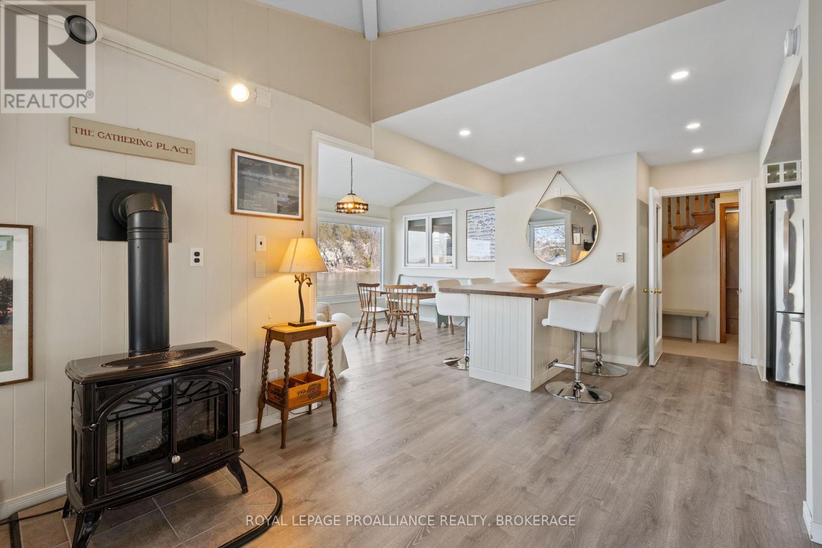 












4808 LEO LAKE ROAD

,
Kingston (City North of 401),




Ontario
K0H2N0

