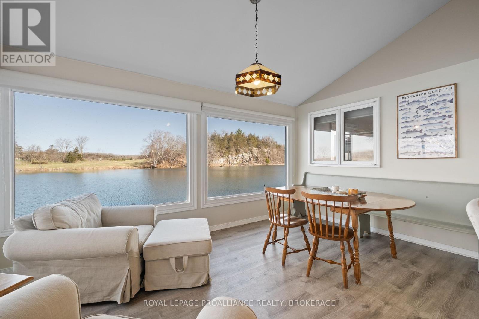 












4808 LEO LAKE ROAD

,
Kingston (City North of 401),




Ontario
K0H2N0

