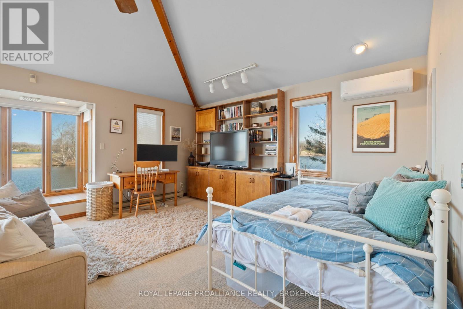 












4808 LEO LAKE ROAD

,
Kingston (City North of 401),




Ontario
K0H2N0

