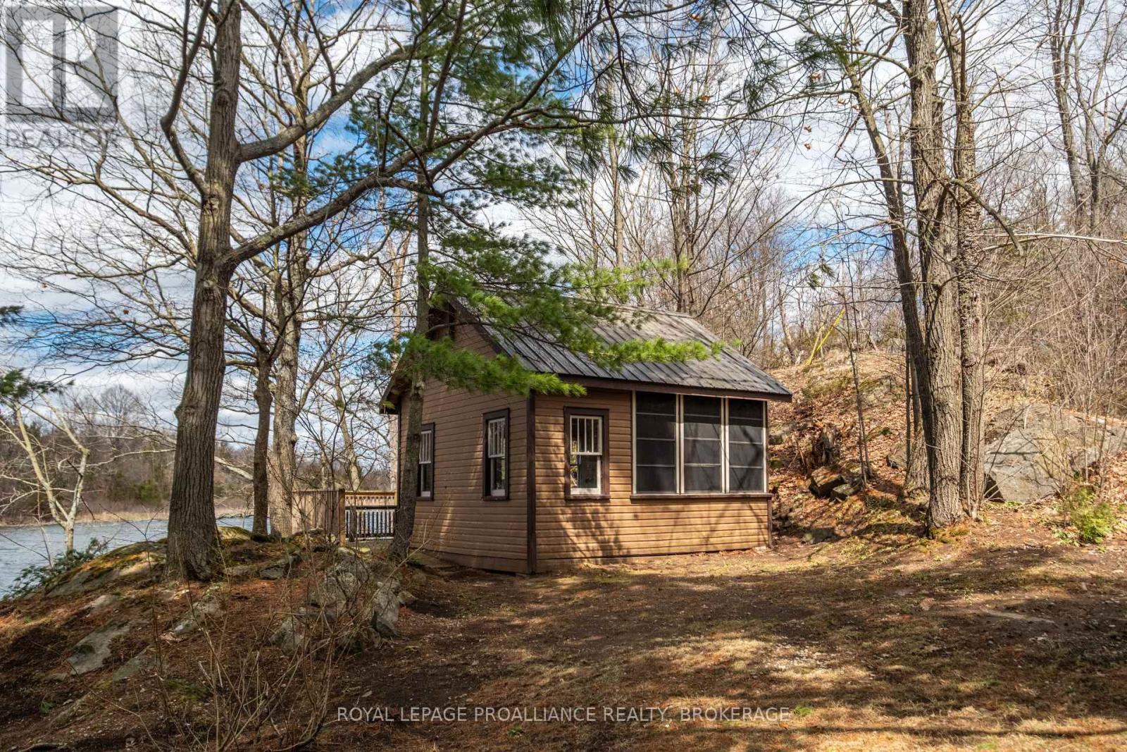 












4808 LEO LAKE ROAD

,
Kingston (City North of 401),




Ontario
K0H2N0


