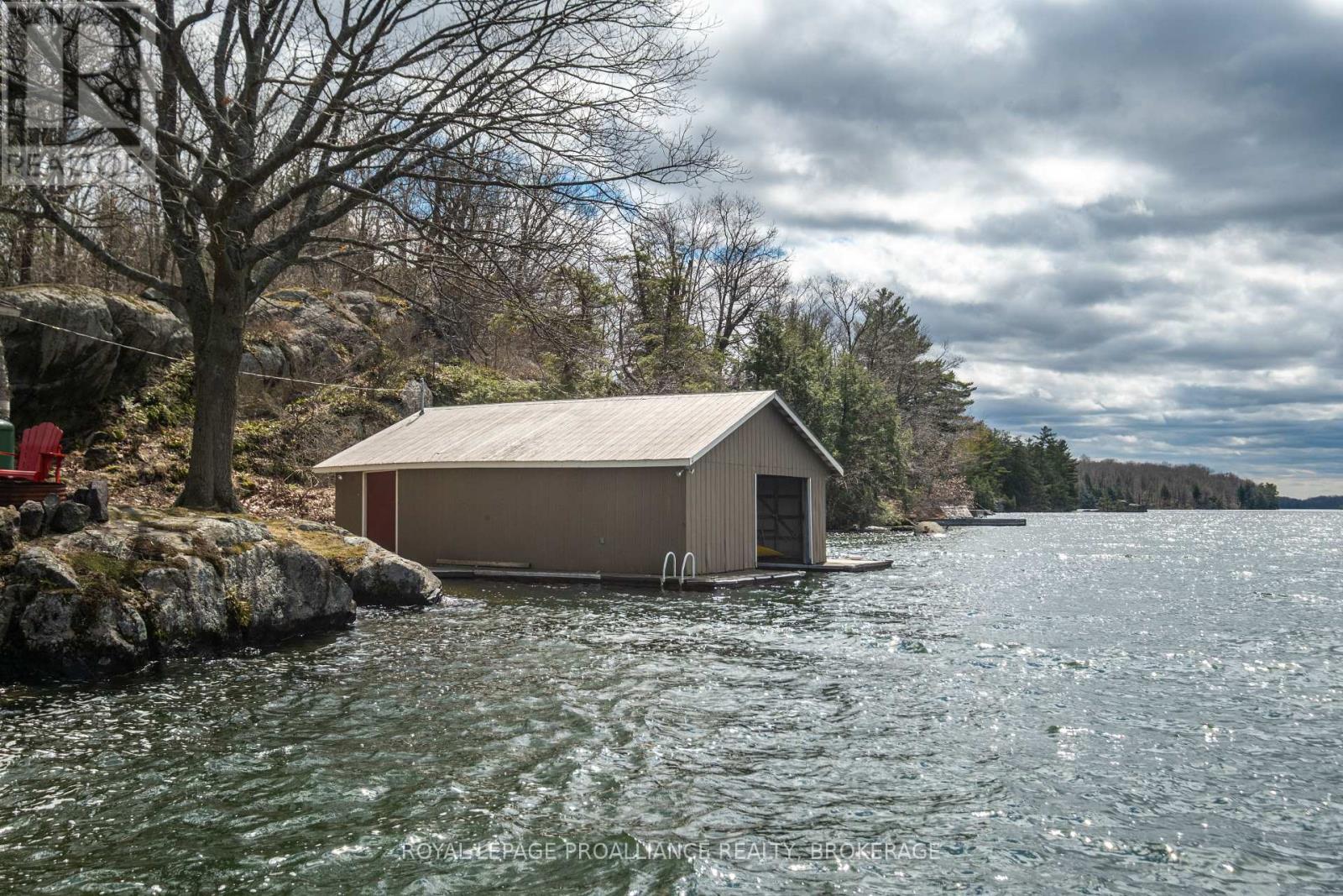 












4808 LEO LAKE ROAD

,
Kingston (City North of 401),




Ontario
K0H2N0


