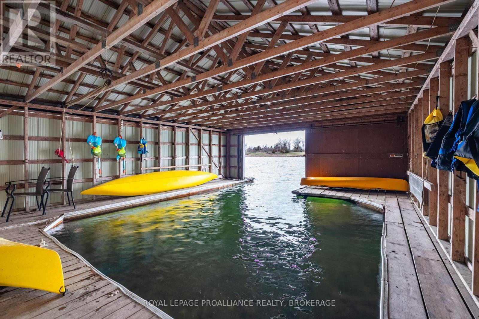 












4808 LEO LAKE ROAD

,
Kingston (City North of 401),




Ontario
K0H2N0

