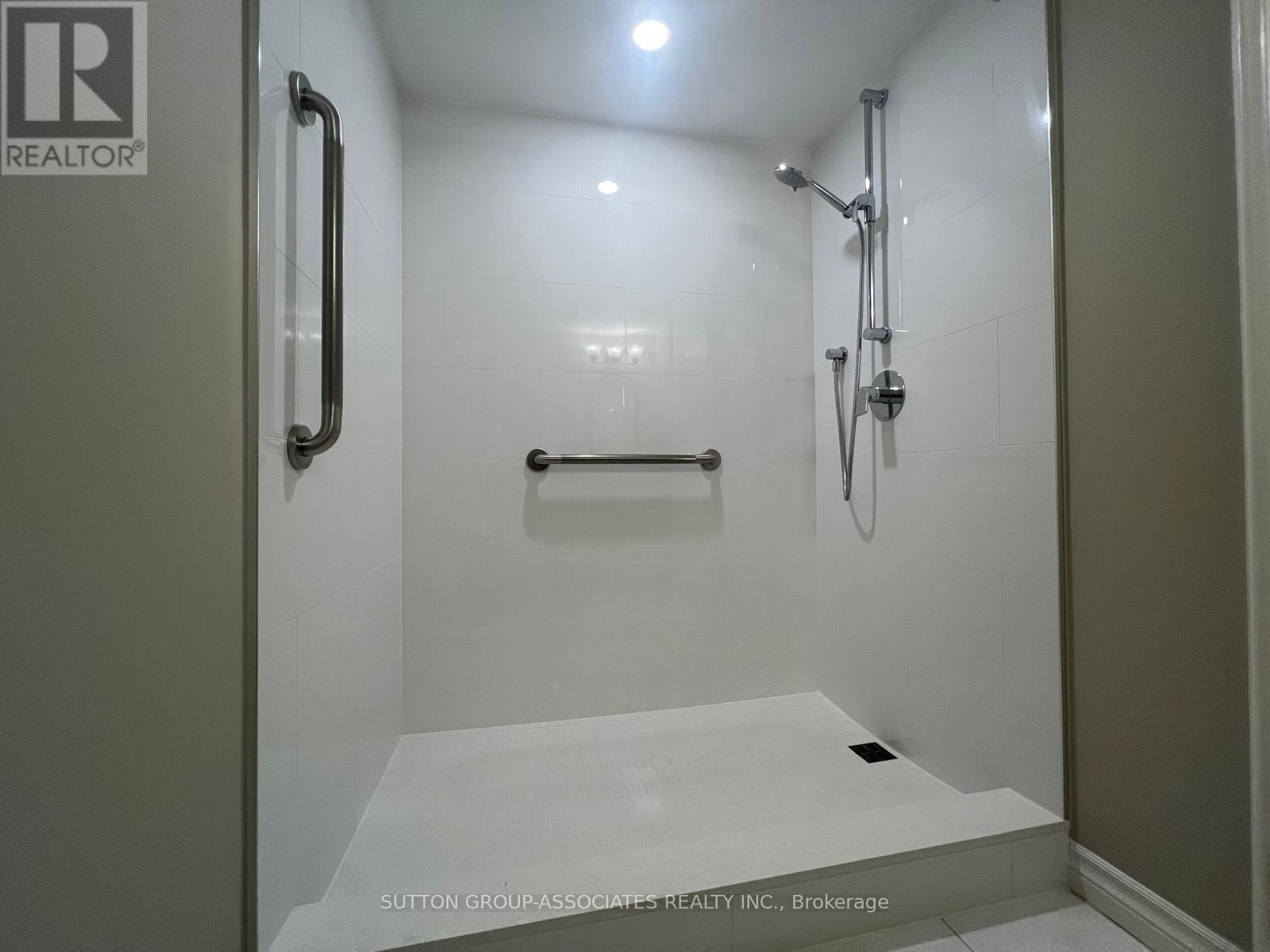 












103 - 1110 WALDEN CIRCLE

,
Mississauga,




Ontario
L5J4R3

