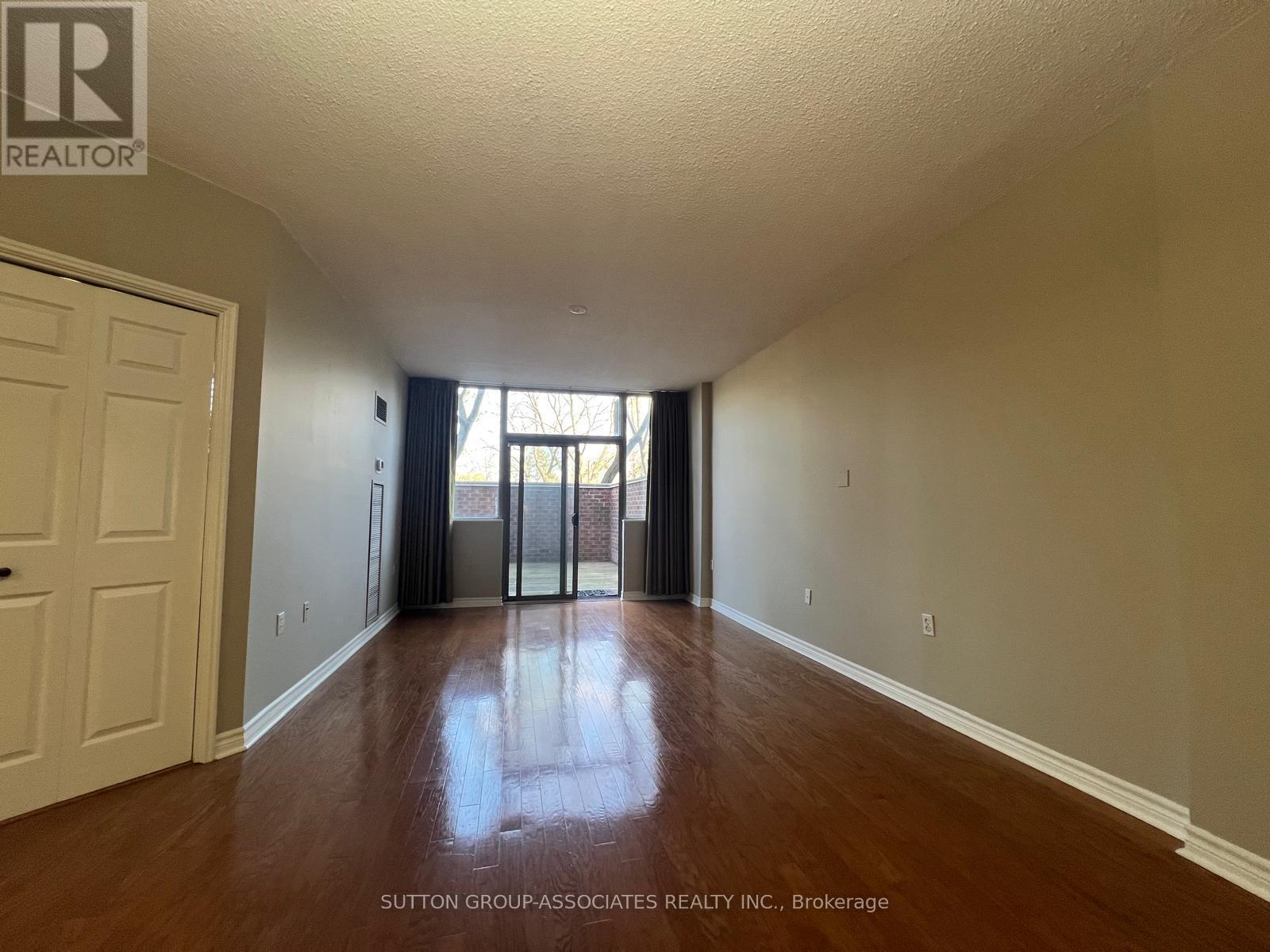 












103 - 1110 WALDEN CIRCLE

,
Mississauga,




Ontario
L5J4R3

