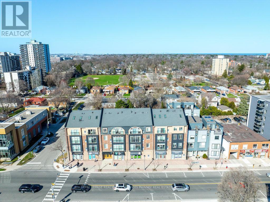












105 - 459 KERR STREET

,
Oakville,




Ontario
L6K3C2

