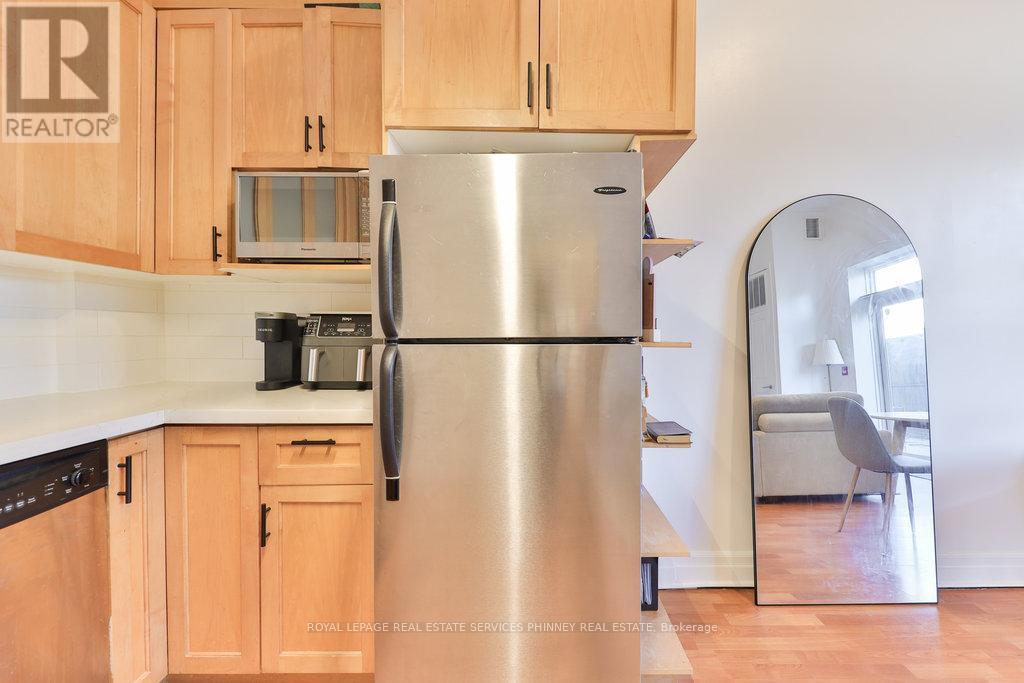 












105 - 459 KERR STREET

,
Oakville,




Ontario
L6K3C2

