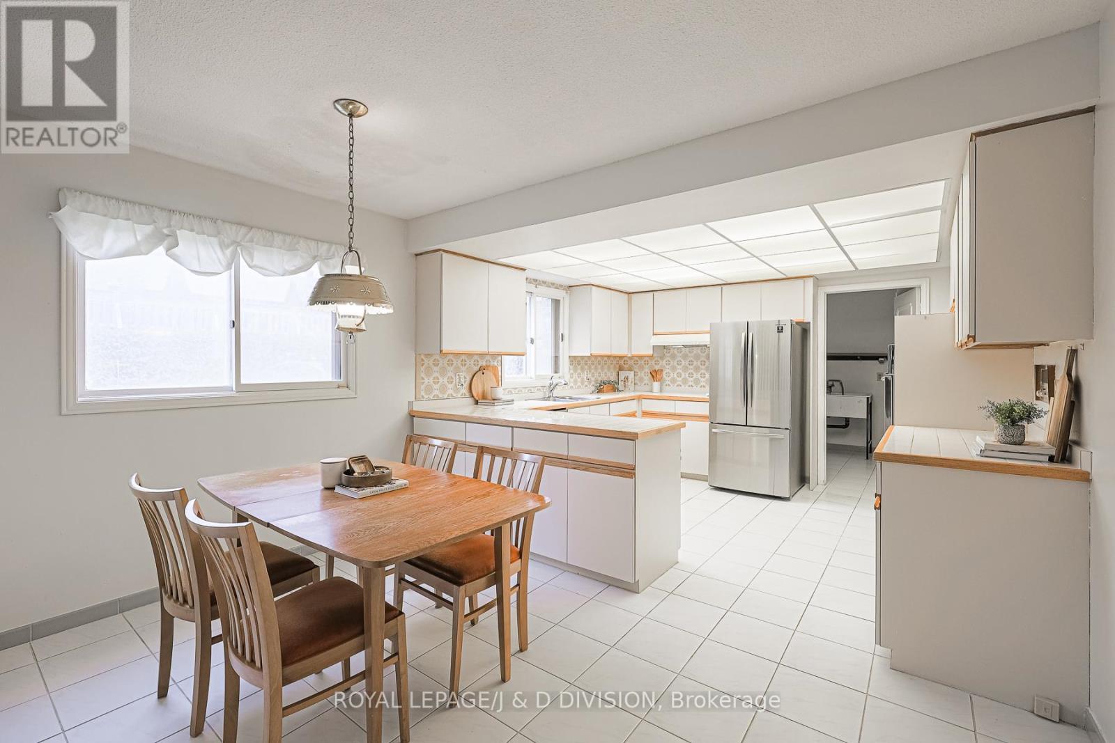 












59 MELLOWOOD DRIVE

,
Toronto,




Ontario
M2L2E4

