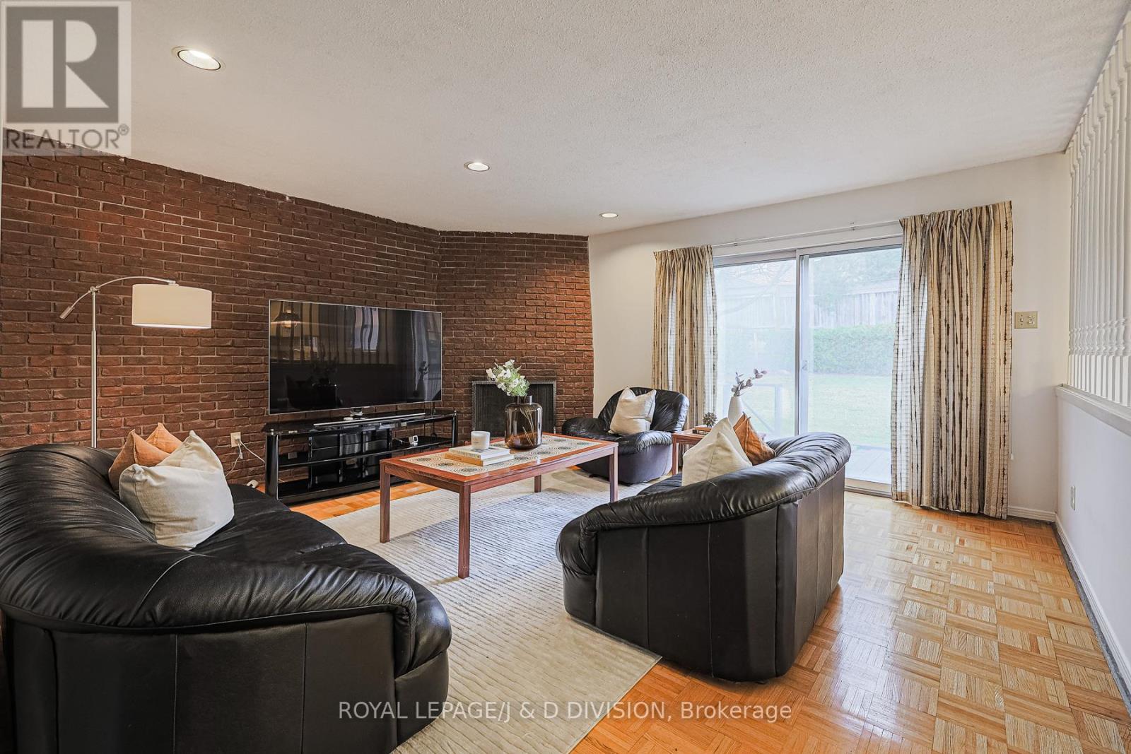 












59 MELLOWOOD DRIVE

,
Toronto,




Ontario
M2L2E4

