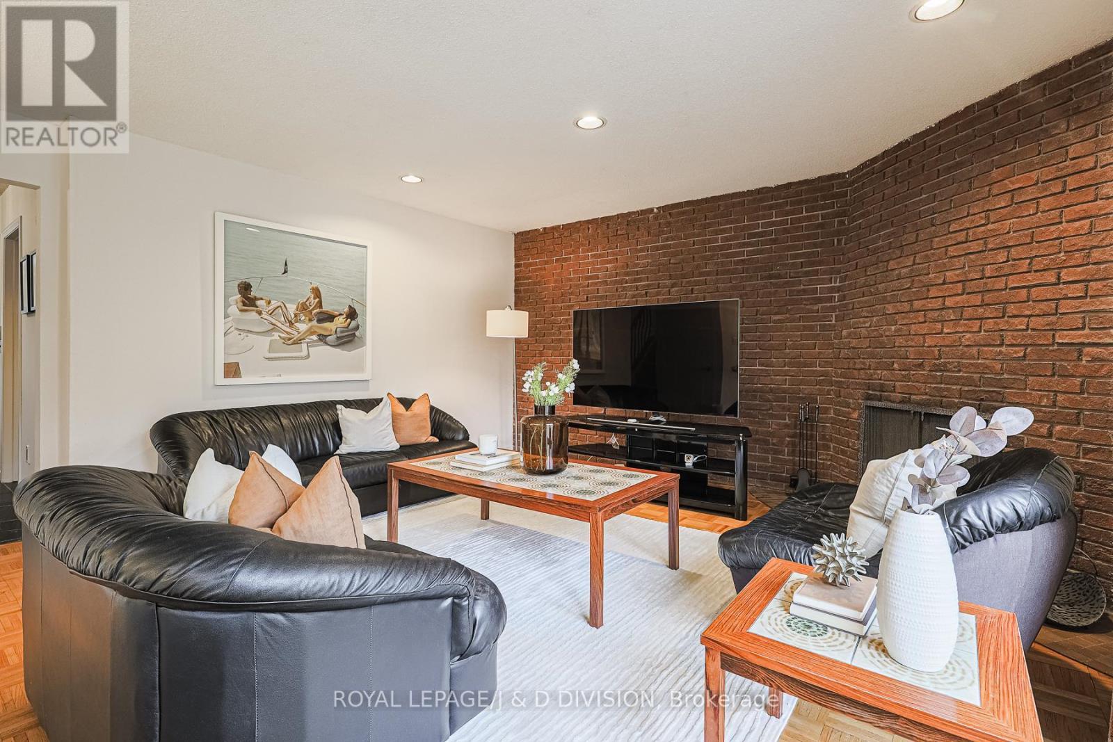 












59 MELLOWOOD DRIVE

,
Toronto,




Ontario
M2L2E4

