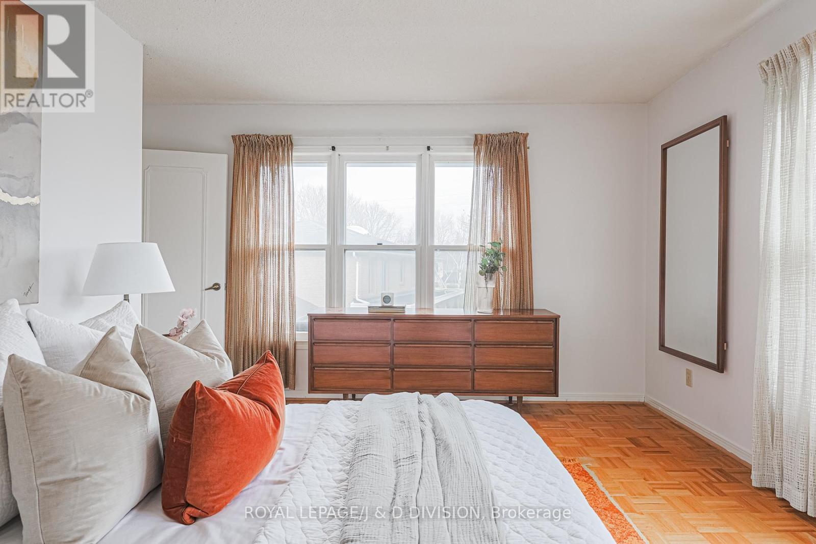 












59 MELLOWOOD DRIVE

,
Toronto,




Ontario
M2L2E4


