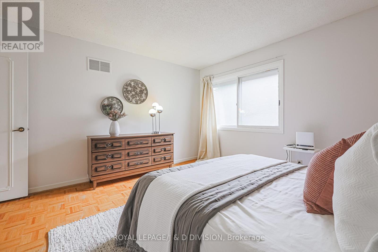 












59 MELLOWOOD DRIVE

,
Toronto,




Ontario
M2L2E4

