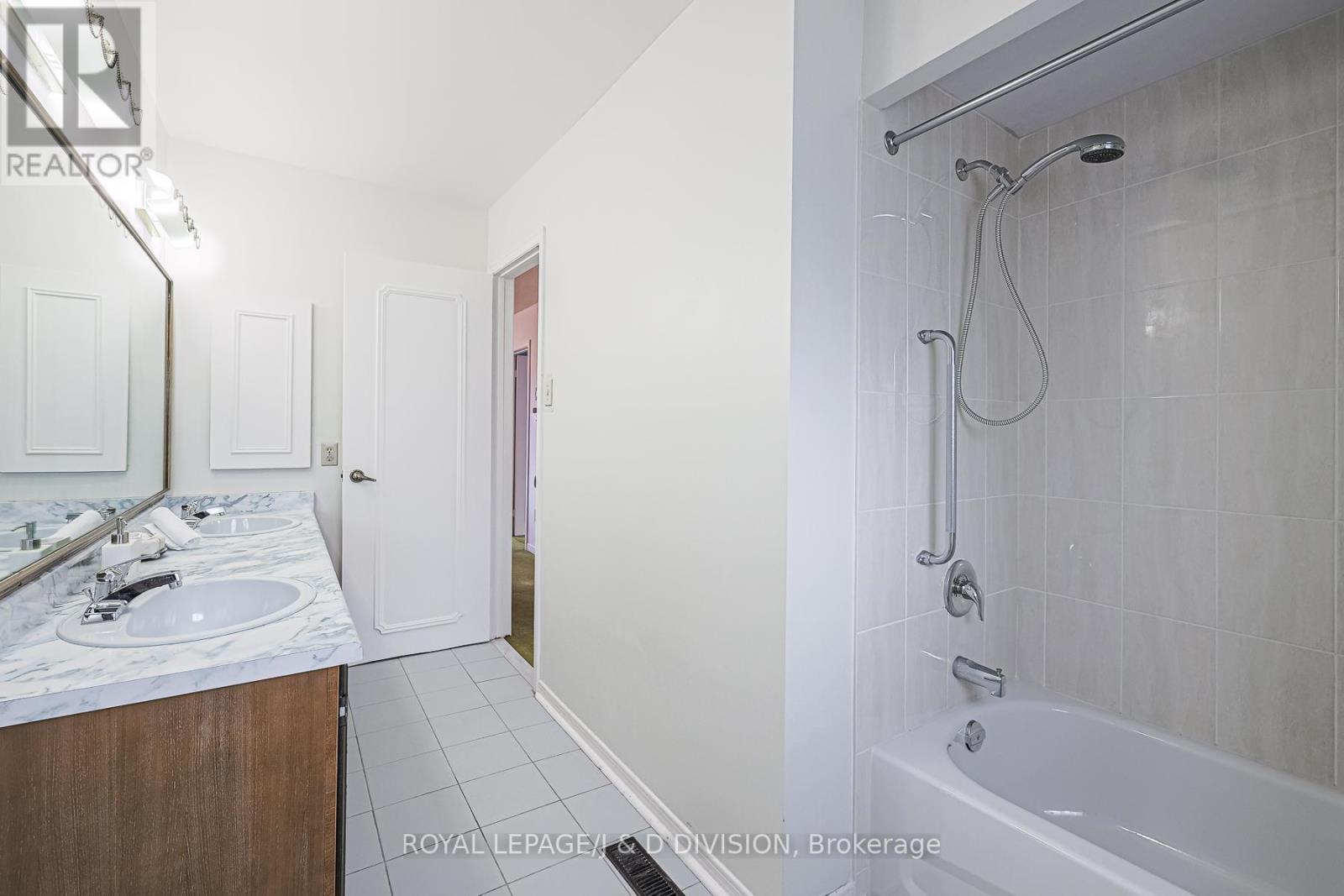 












59 MELLOWOOD DRIVE

,
Toronto,




Ontario
M2L2E4

