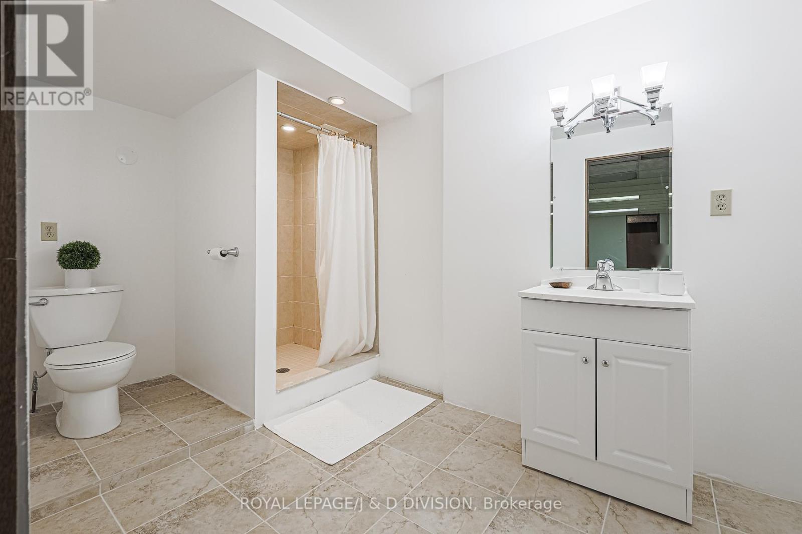 












59 MELLOWOOD DRIVE

,
Toronto,




Ontario
M2L2E4

