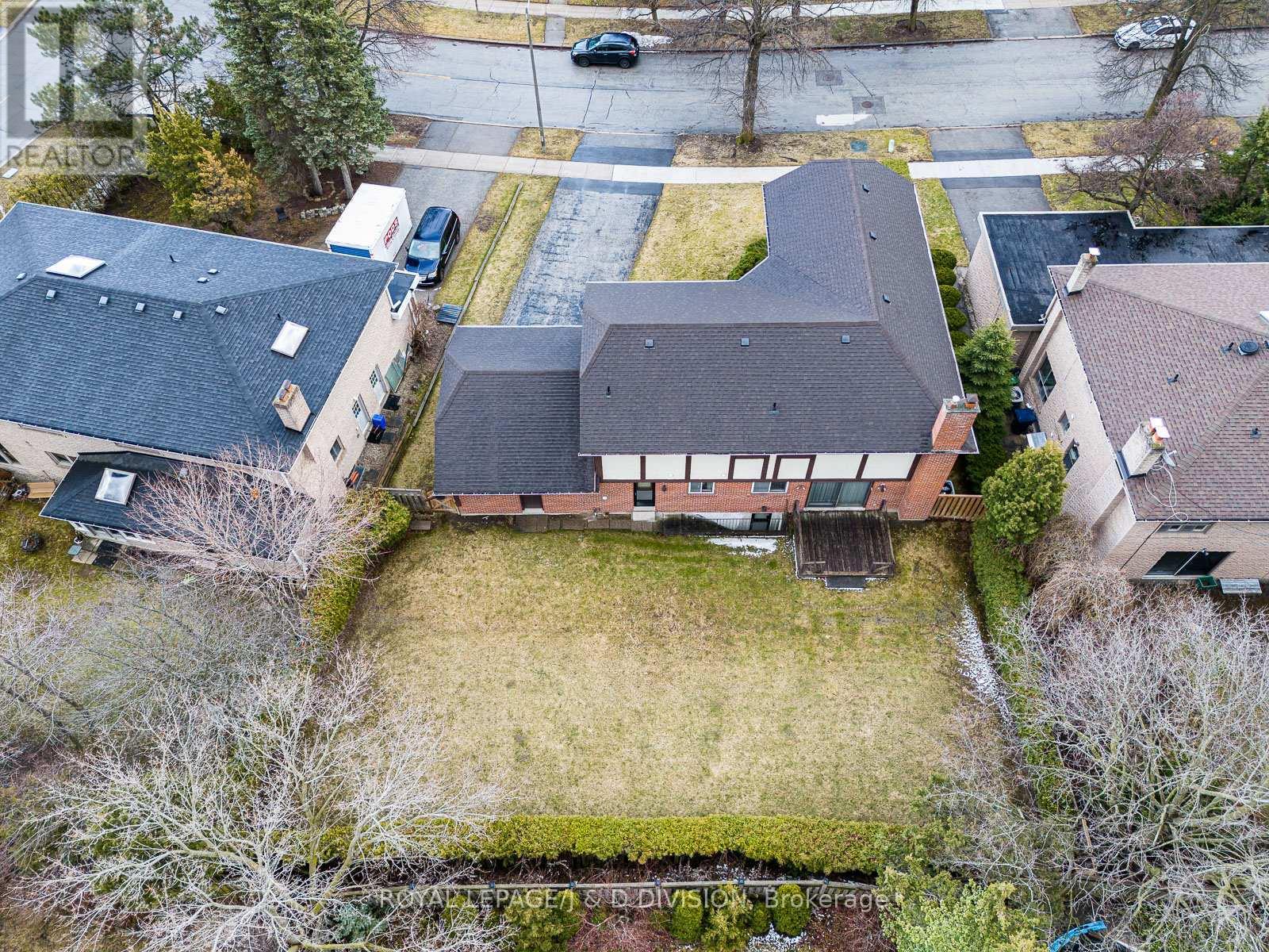 












59 MELLOWOOD DRIVE

,
Toronto,




Ontario
M2L2E4

