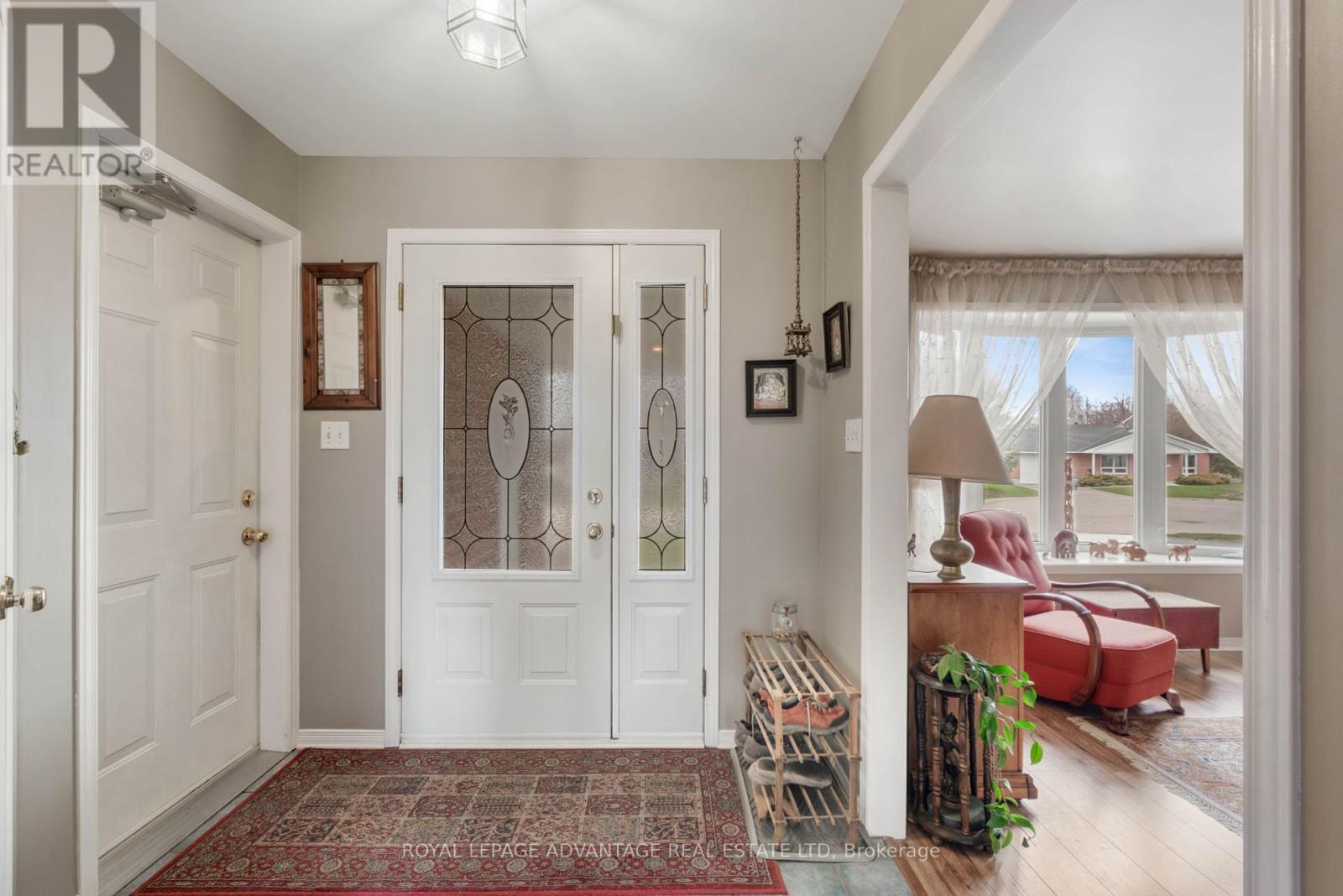 












264 GLENWOOD CRESCENT

,
Smiths Falls,




Ontario
K7A5L1

