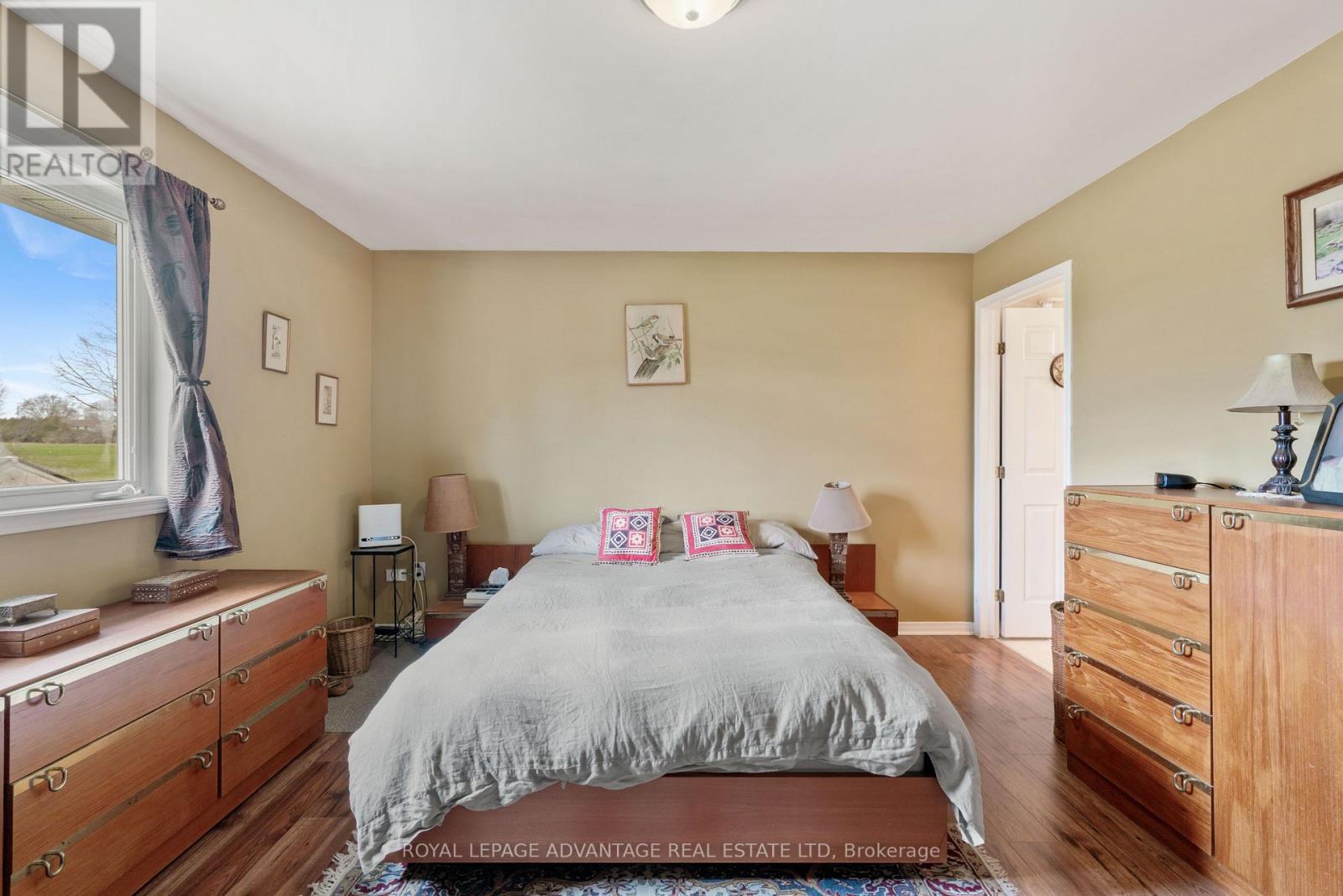 












264 GLENWOOD CRESCENT

,
Smiths Falls,




Ontario
K7A5L1

