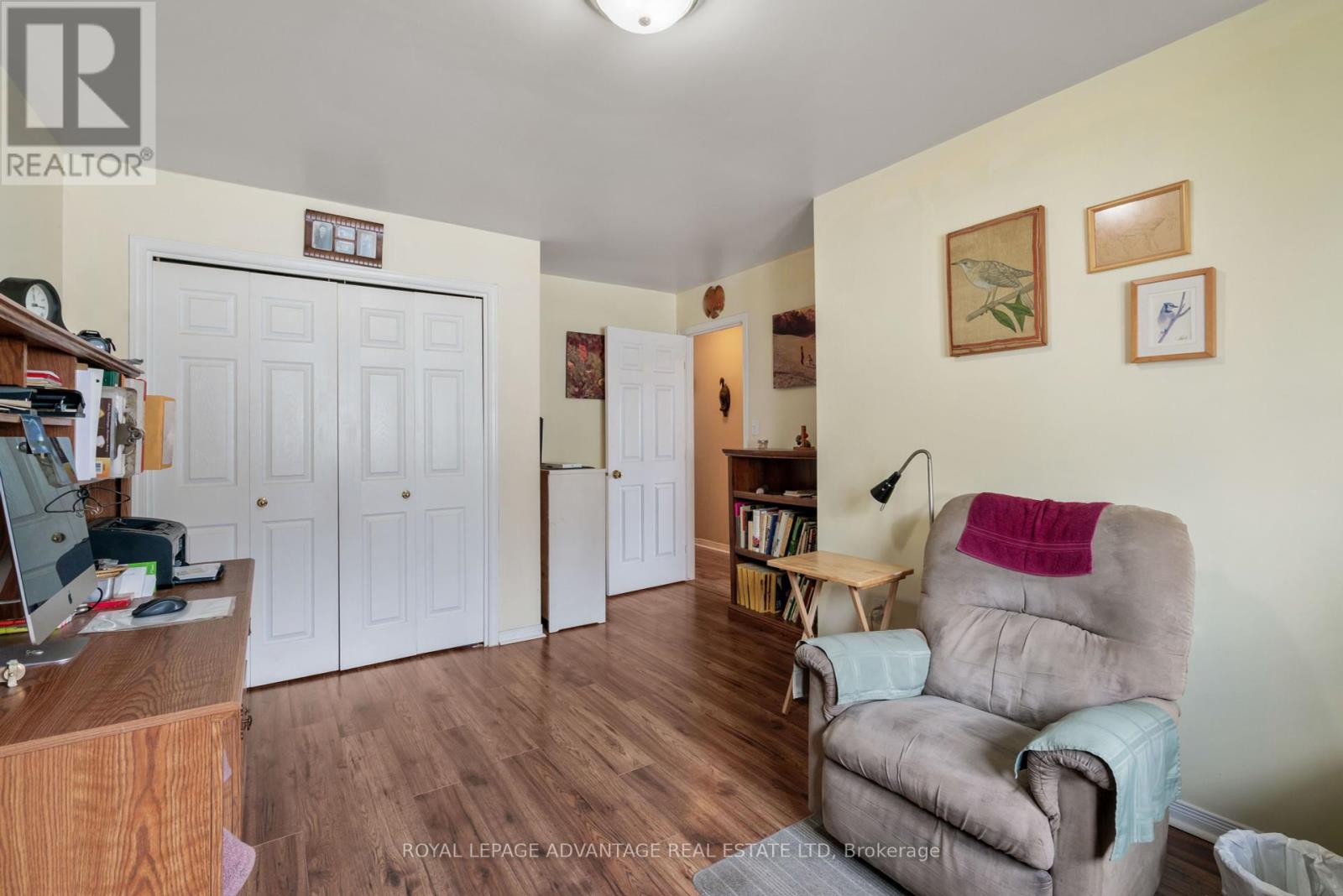 












264 GLENWOOD CRESCENT

,
Smiths Falls,




Ontario
K7A5L1

