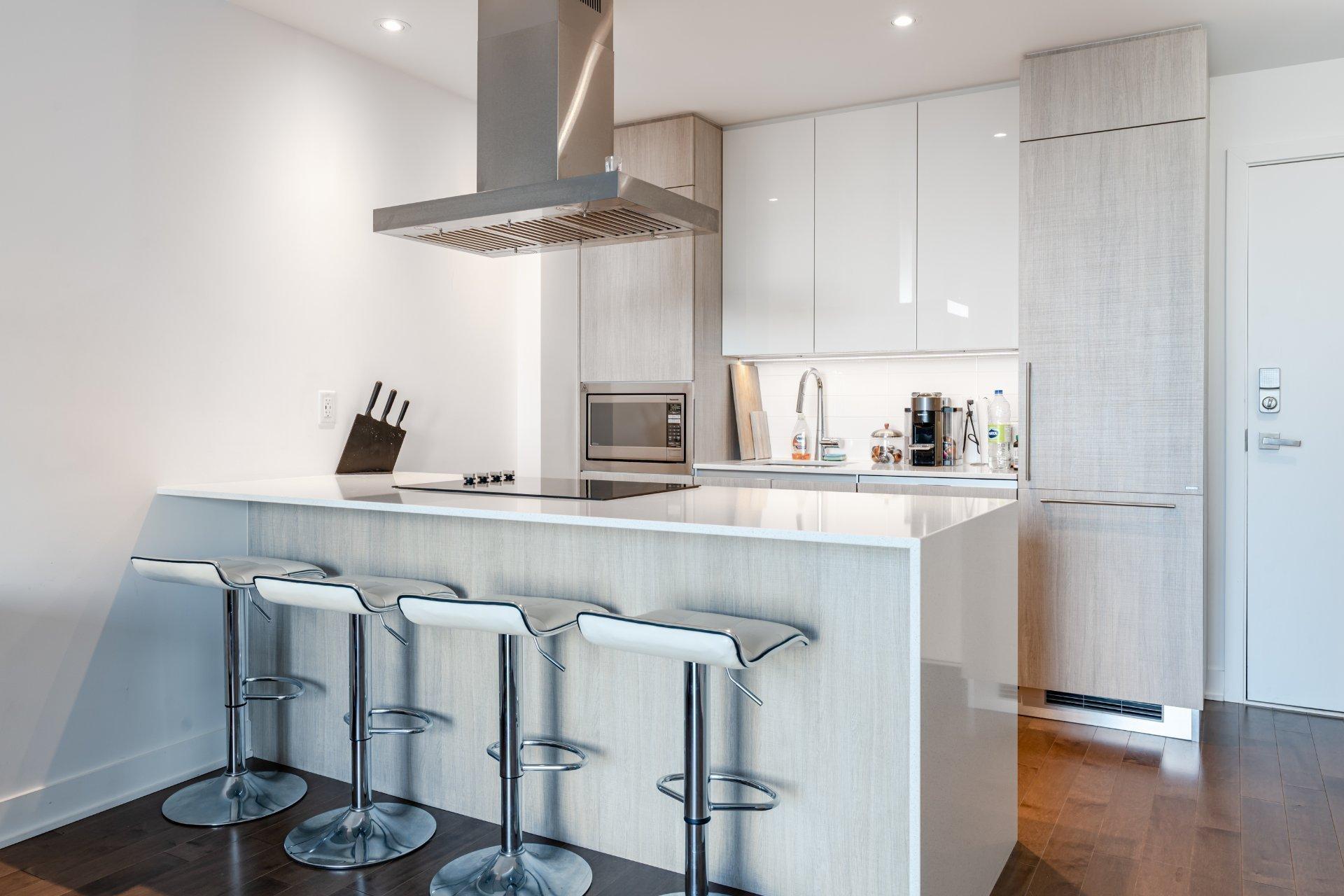 









1239


Rue Drummond

, 1703,
Montréal (Ville-Marie),




QC
H3G0G4

