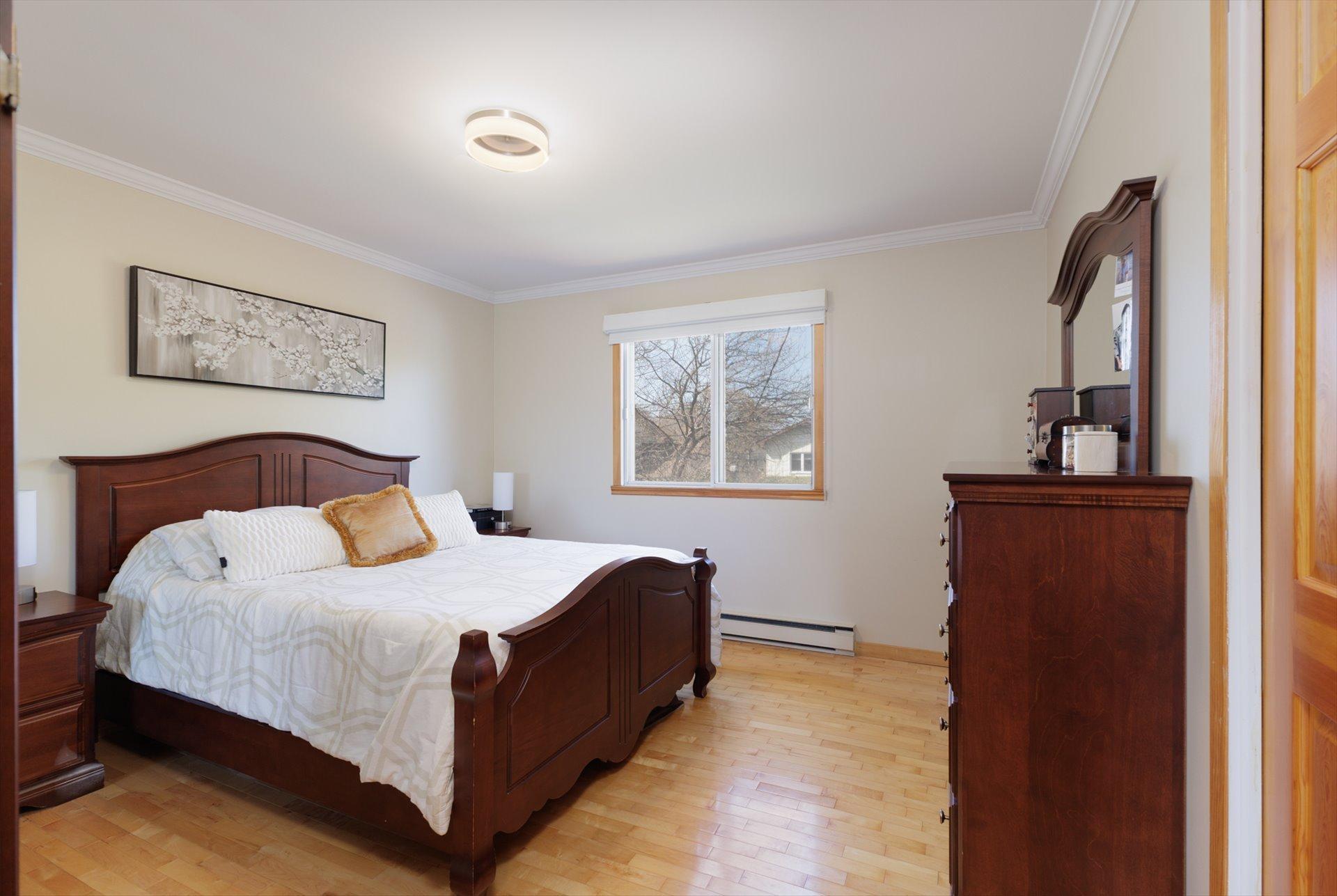 









35


Rue Nobel

,
Kirkland,




QC
H9H4J5

