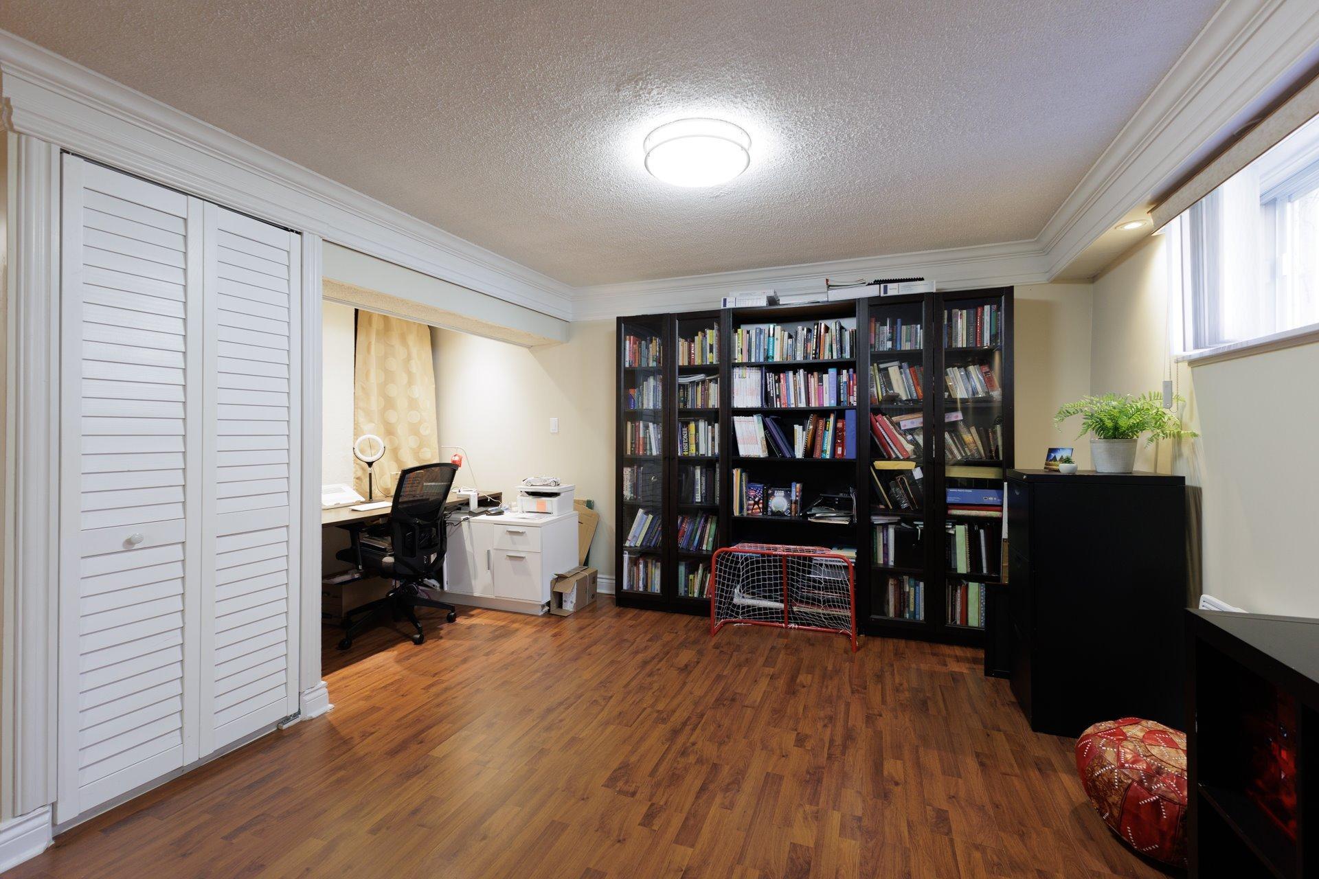 









35


Rue Nobel

,
Kirkland,




QC
H9H4J5

