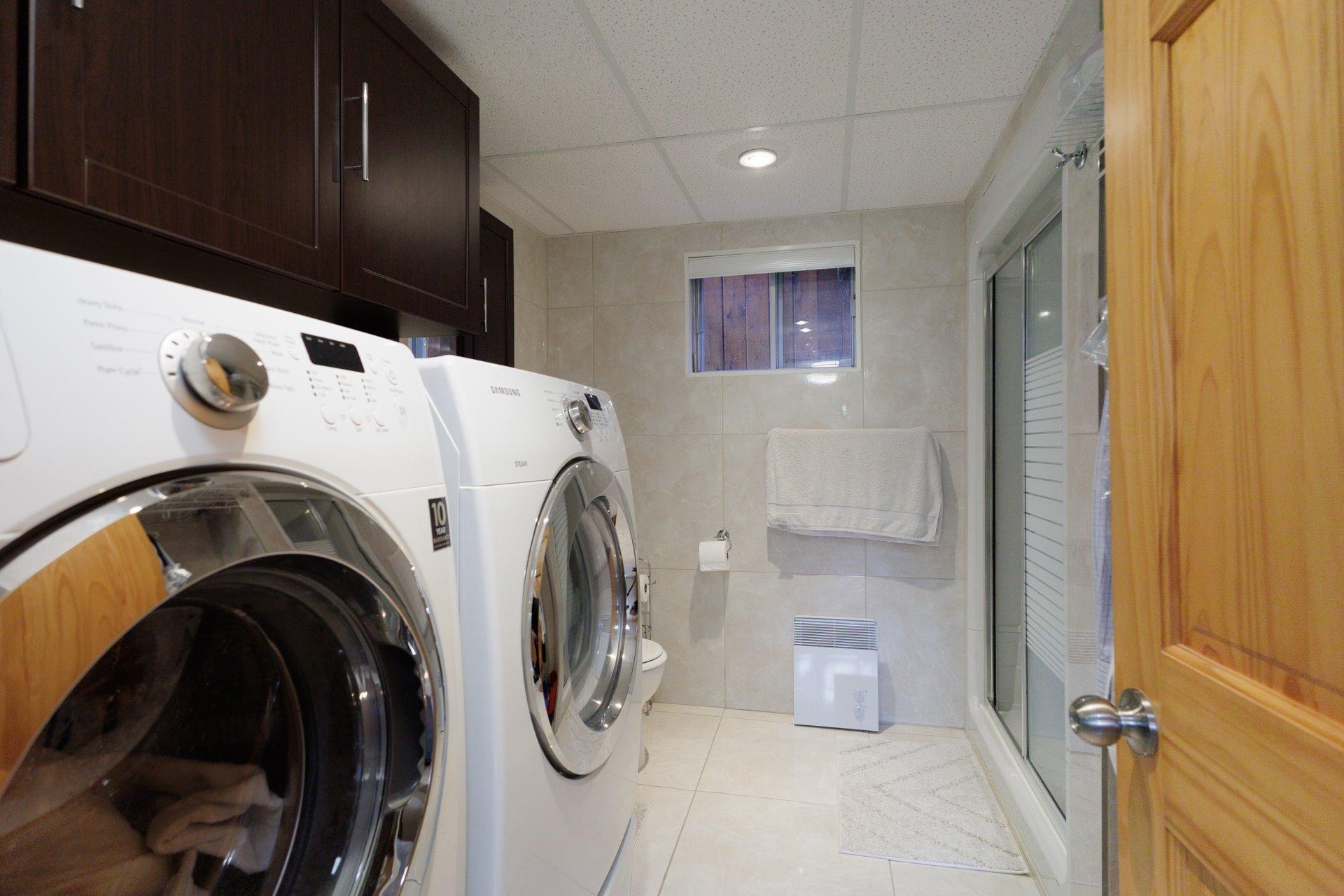 









35


Rue Nobel

,
Kirkland,




QC
H9H4J5

