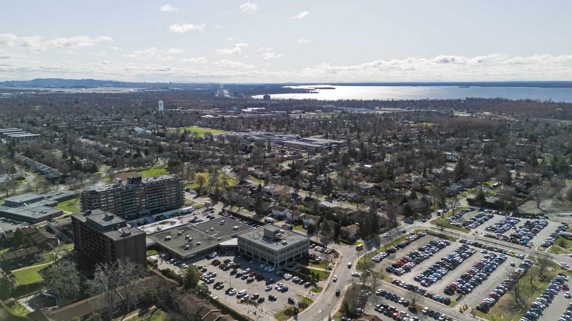 









35


Rue Nobel

,
Kirkland,




QC
H9H4J5

