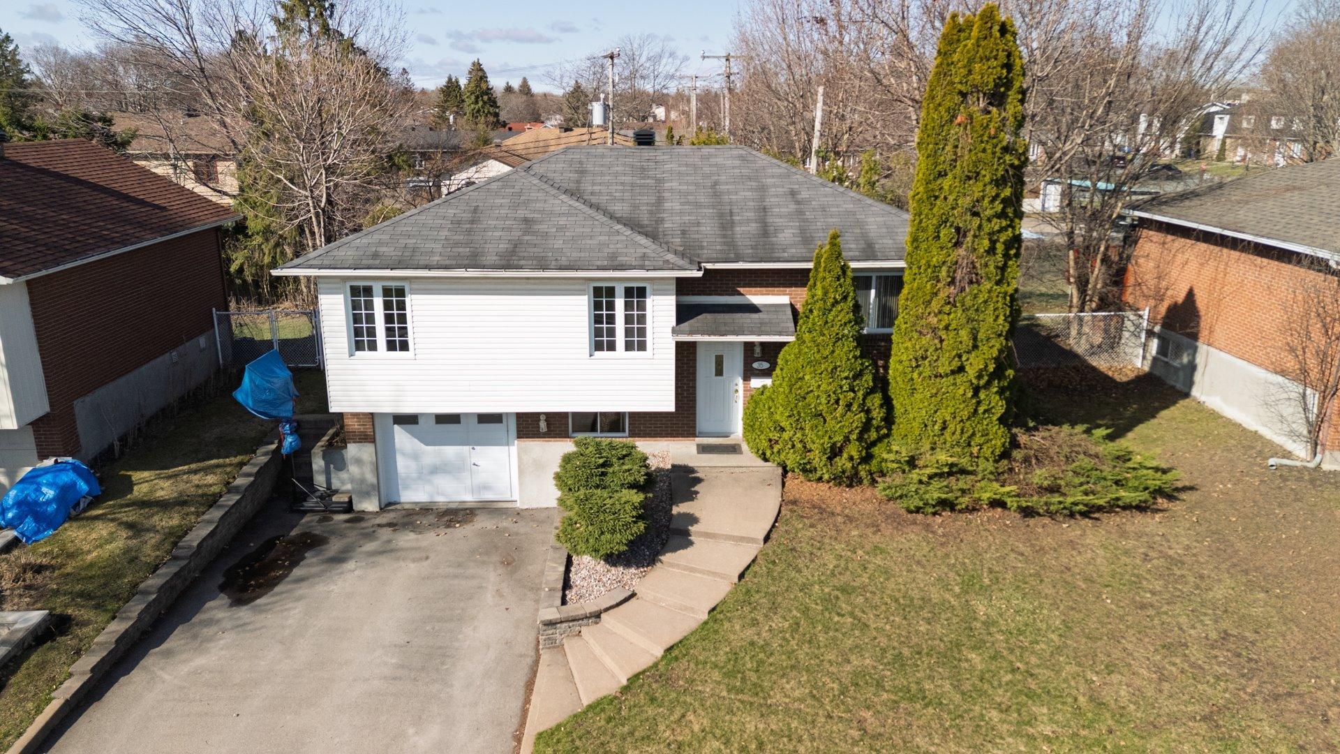 









35


Rue Nobel

,
Kirkland,




QC
H9H4J5

