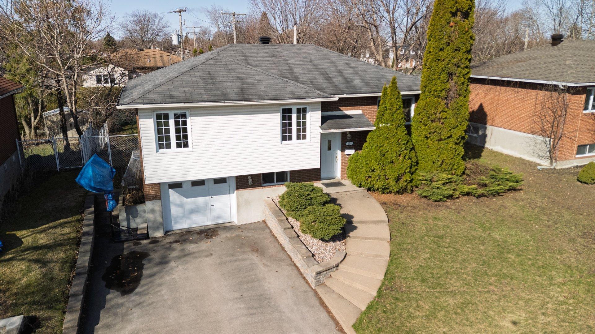 









35


Rue Nobel

,
Kirkland,




QC
H9H4J5


