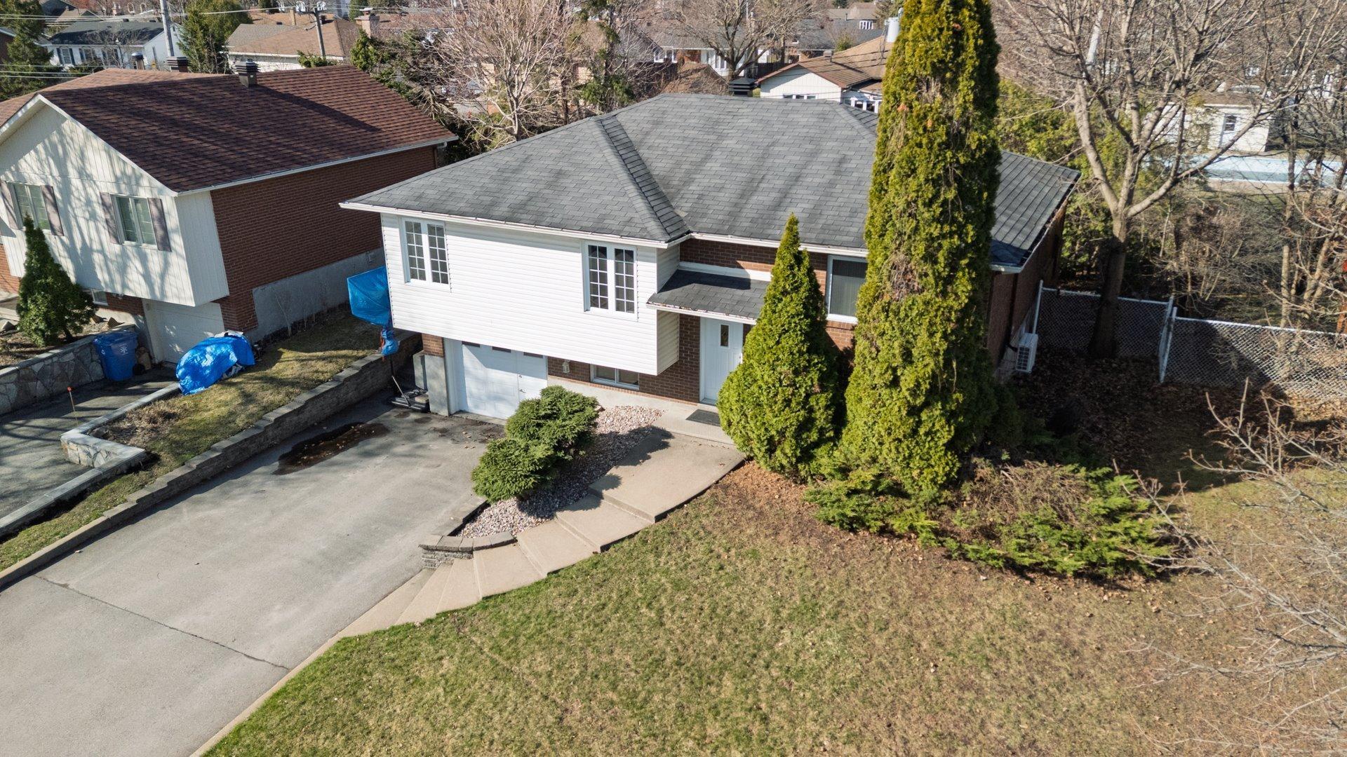 









35


Rue Nobel

,
Kirkland,




QC
H9H4J5

