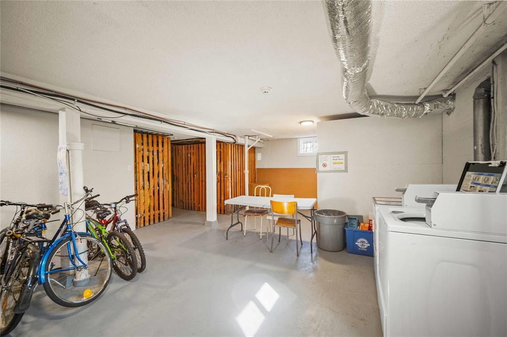 












495 Washington Avenue

,
Winnipeg,




Manitoba
R2K1L9

