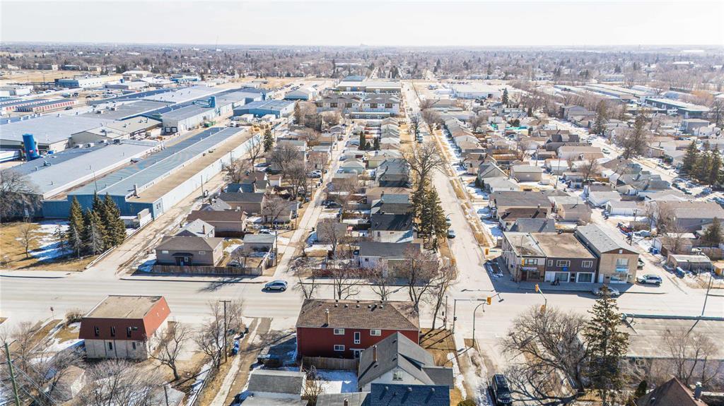 












495 Washington Avenue

,
Winnipeg,




Manitoba
R2K1L9

