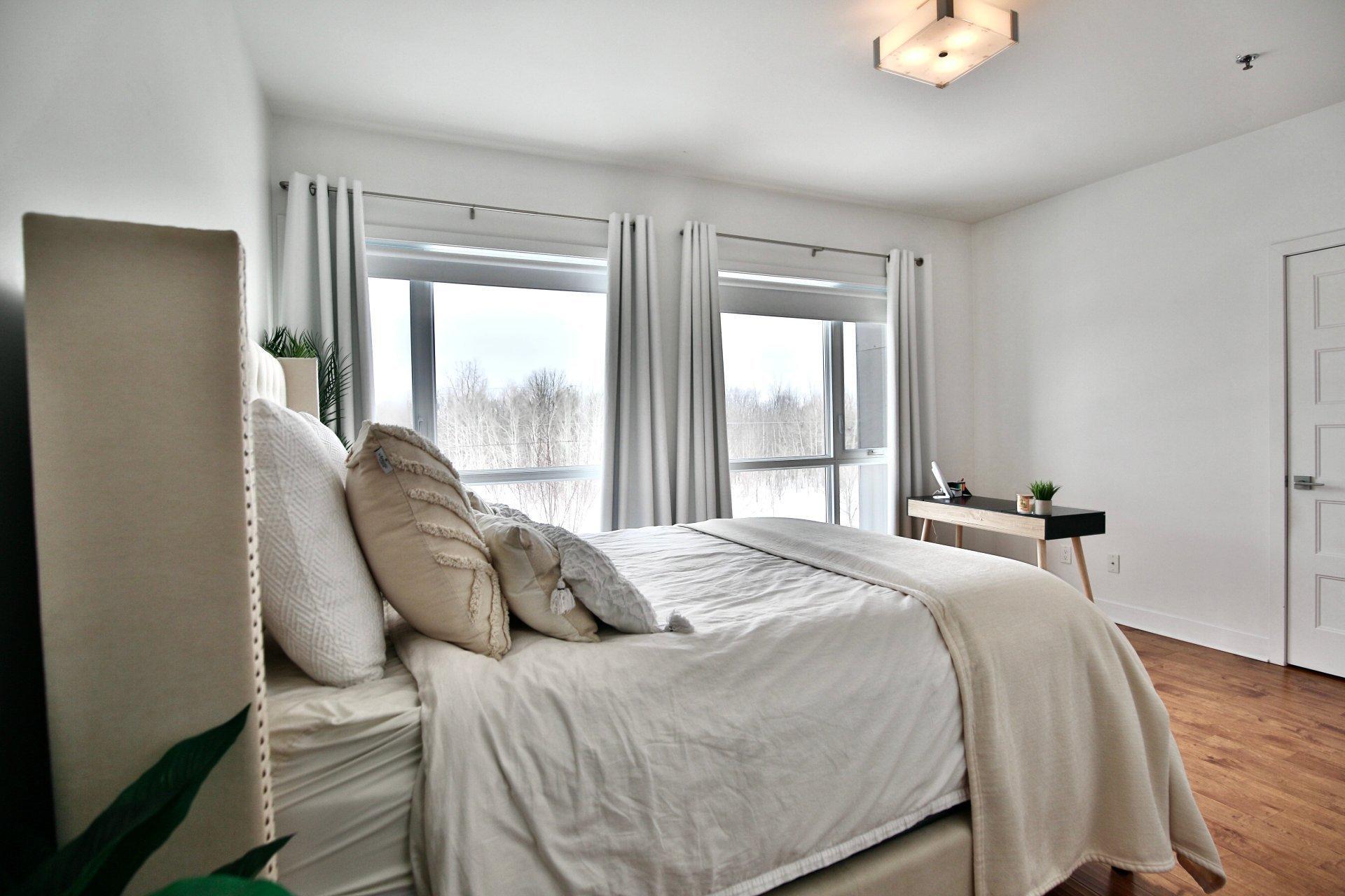 









800


Boul. Vauquelin

, 300,
Longueuil (Saint-Hubert),




QC
J3Y0P3

