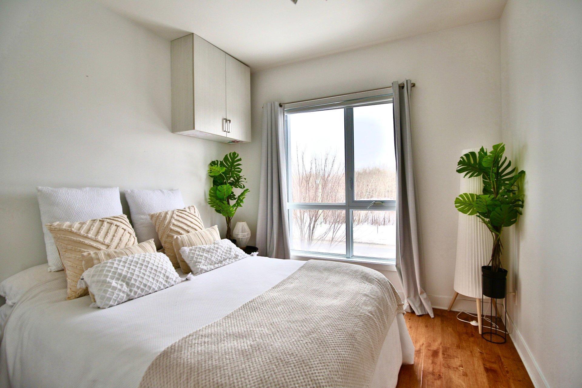 









800


Boul. Vauquelin

, 300,
Longueuil (Saint-Hubert),




QC
J3Y0P3

