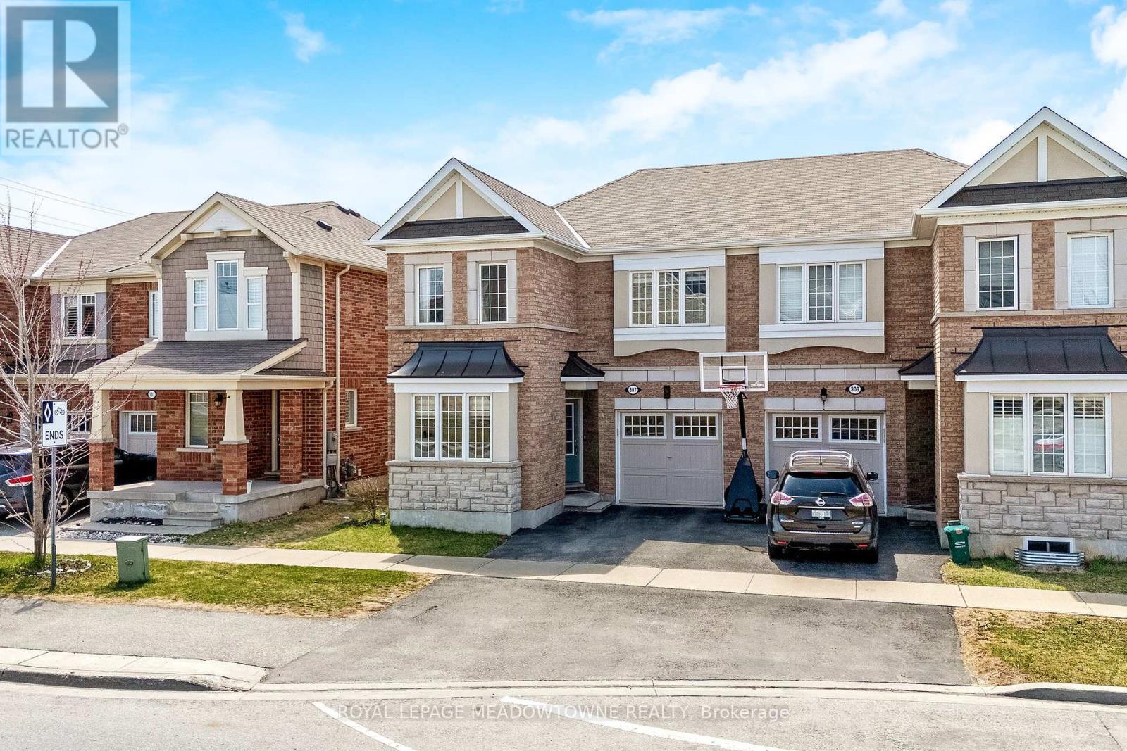 












307 YATES DRIVE

,
Milton,




Ontario
L9T2Y4

