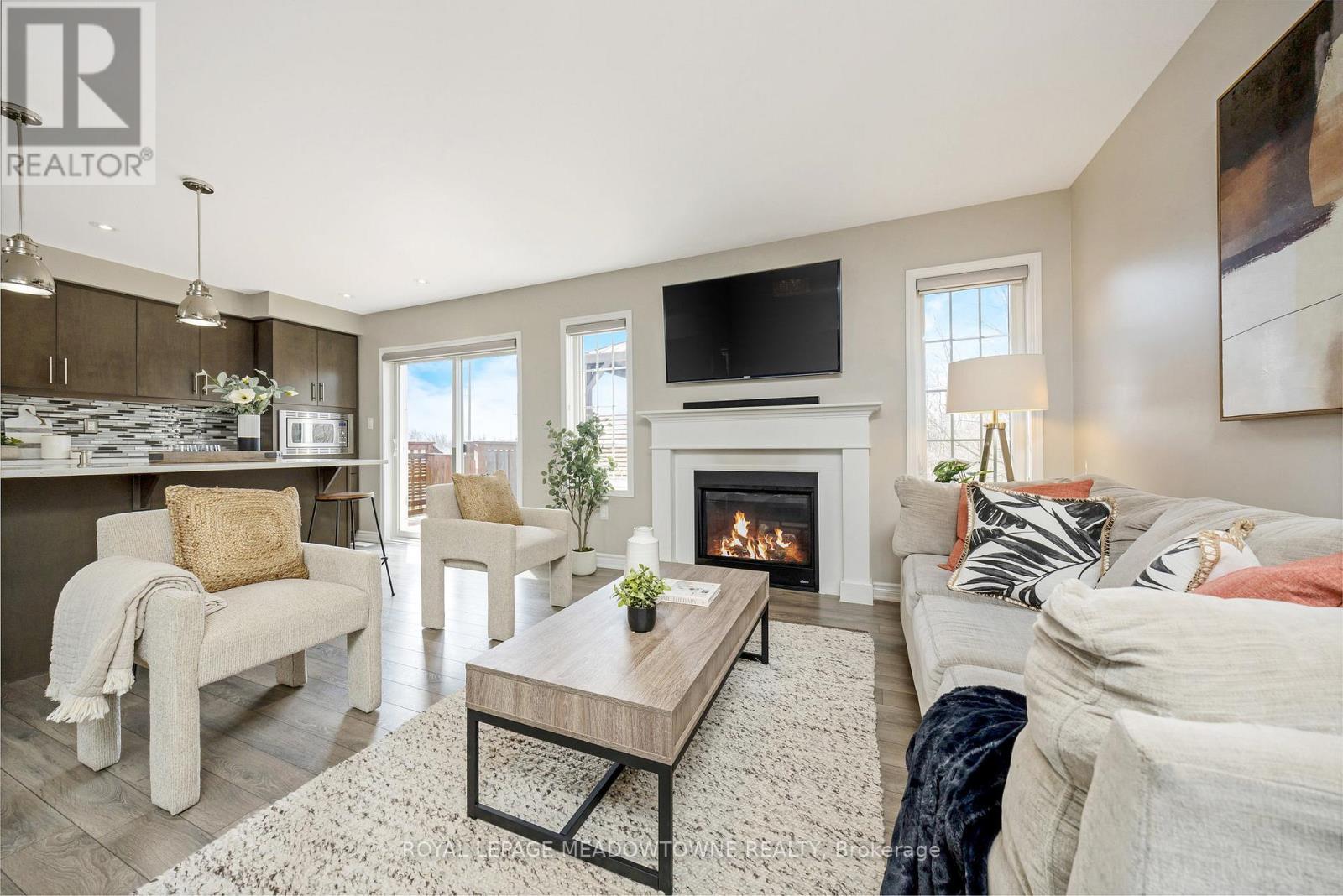 












307 YATES DRIVE

,
Milton,




Ontario
L9T2Y4


